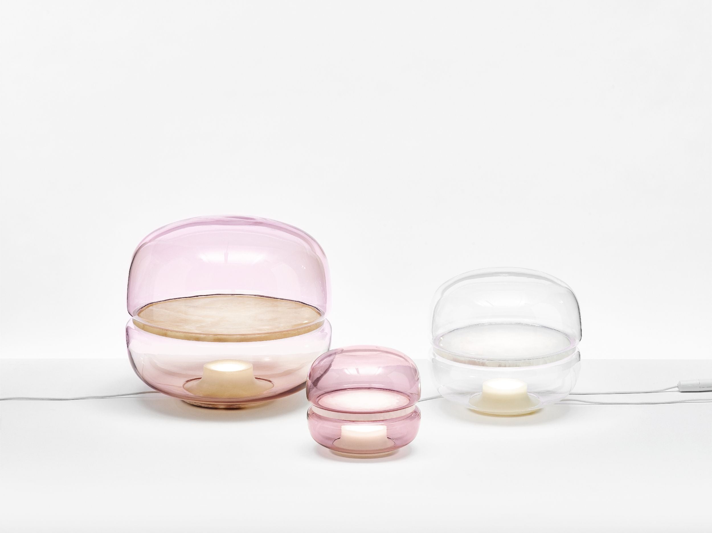 Lampa stołowa MACARON L dmuchane szkło z onyksem – Brokis