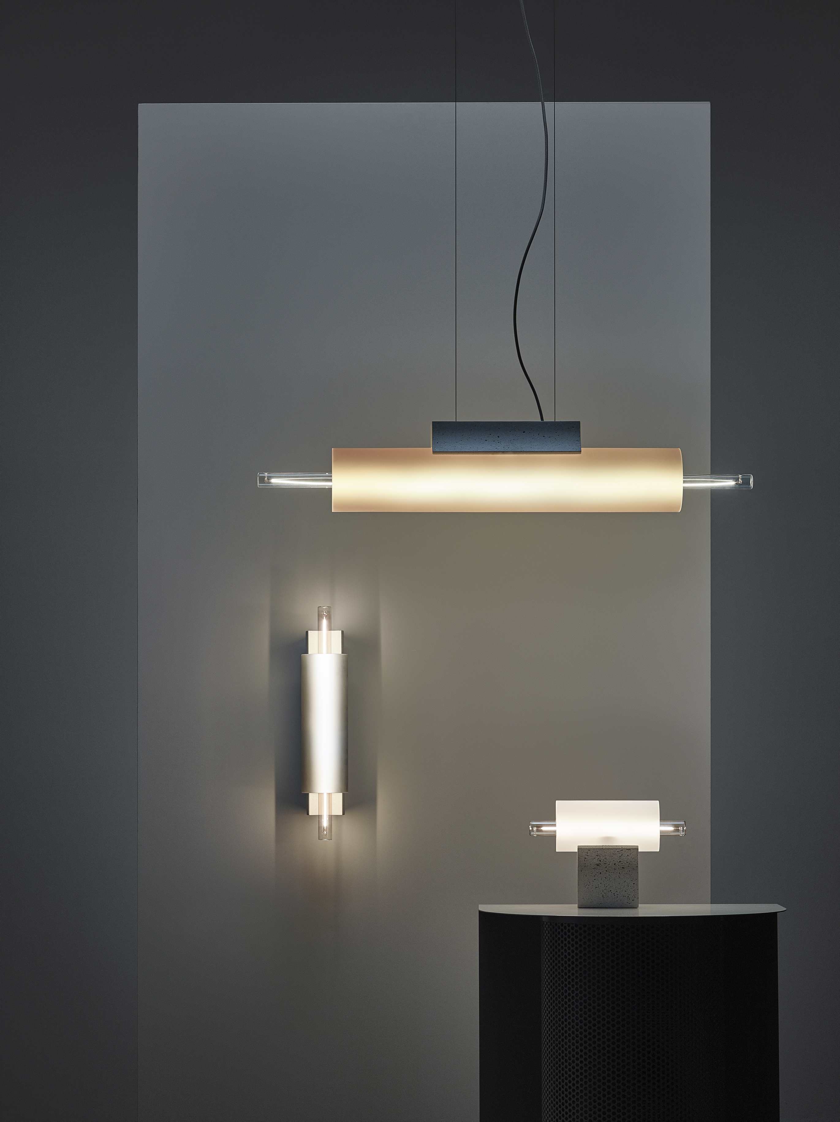 Lampa stołowa OVERLAY beton – szkło, Brokis