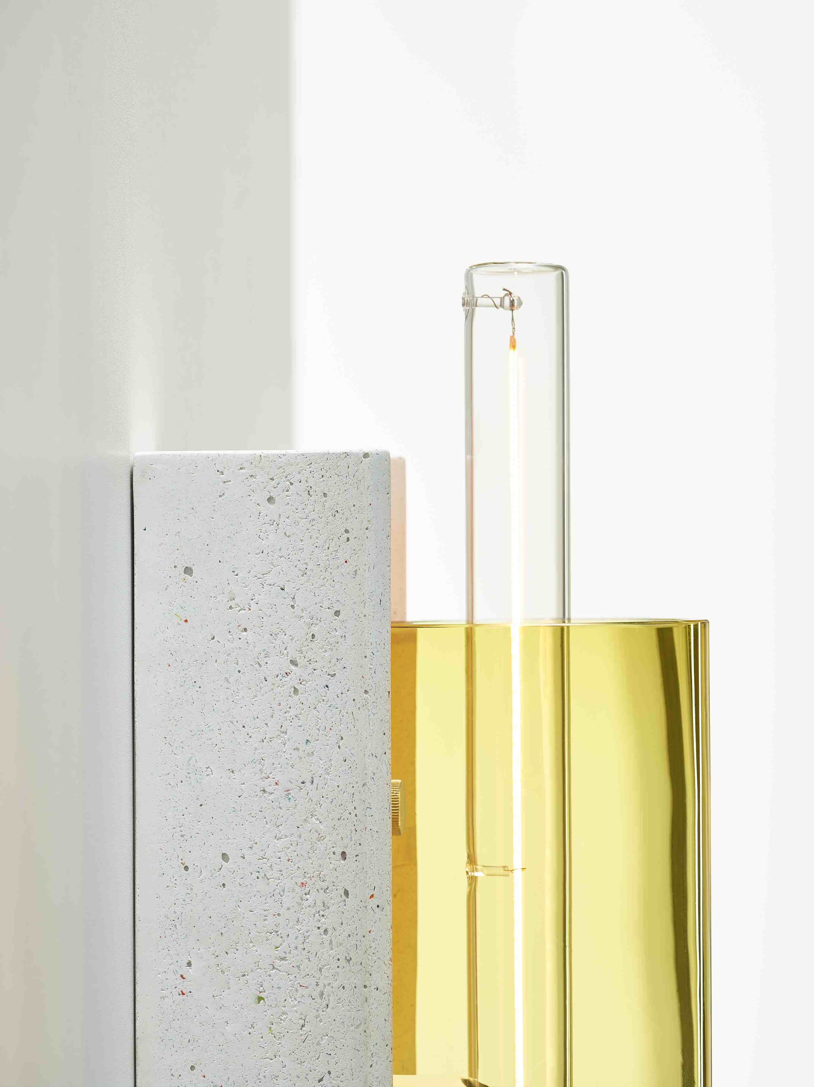 Wandlamp OVERLAY beton