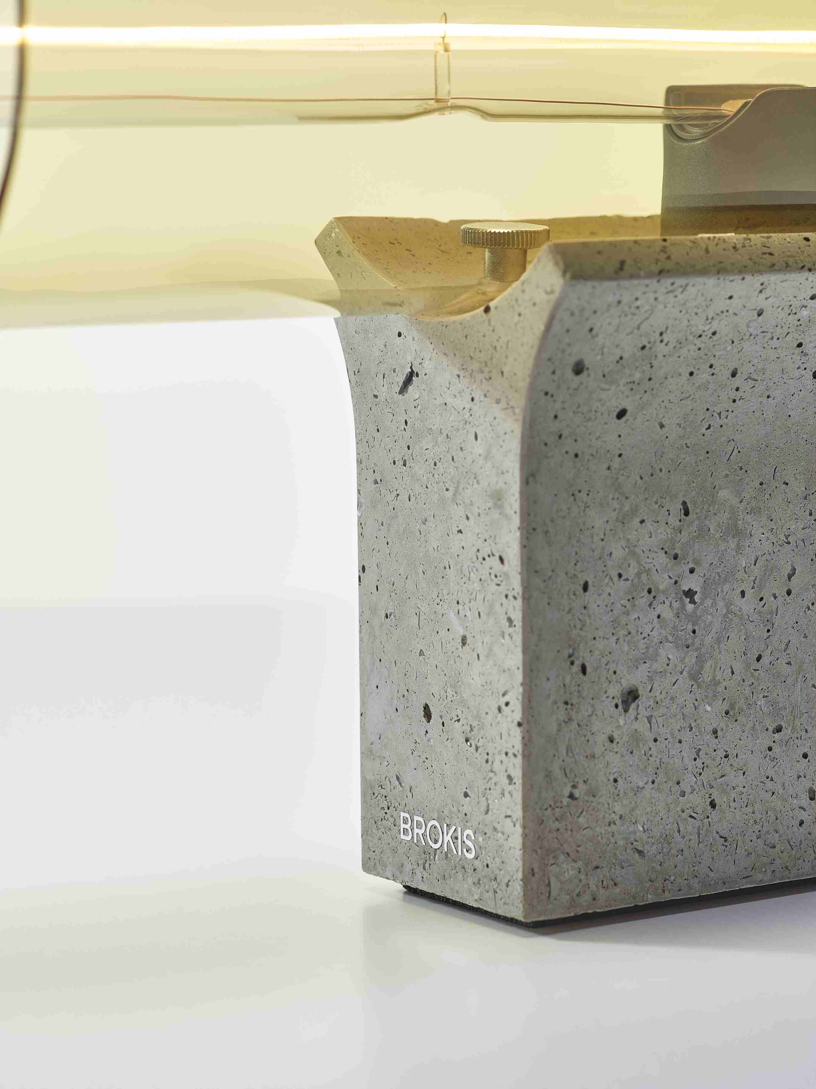 Lampa stołowa OVERLAY beton – styl nowoczesny