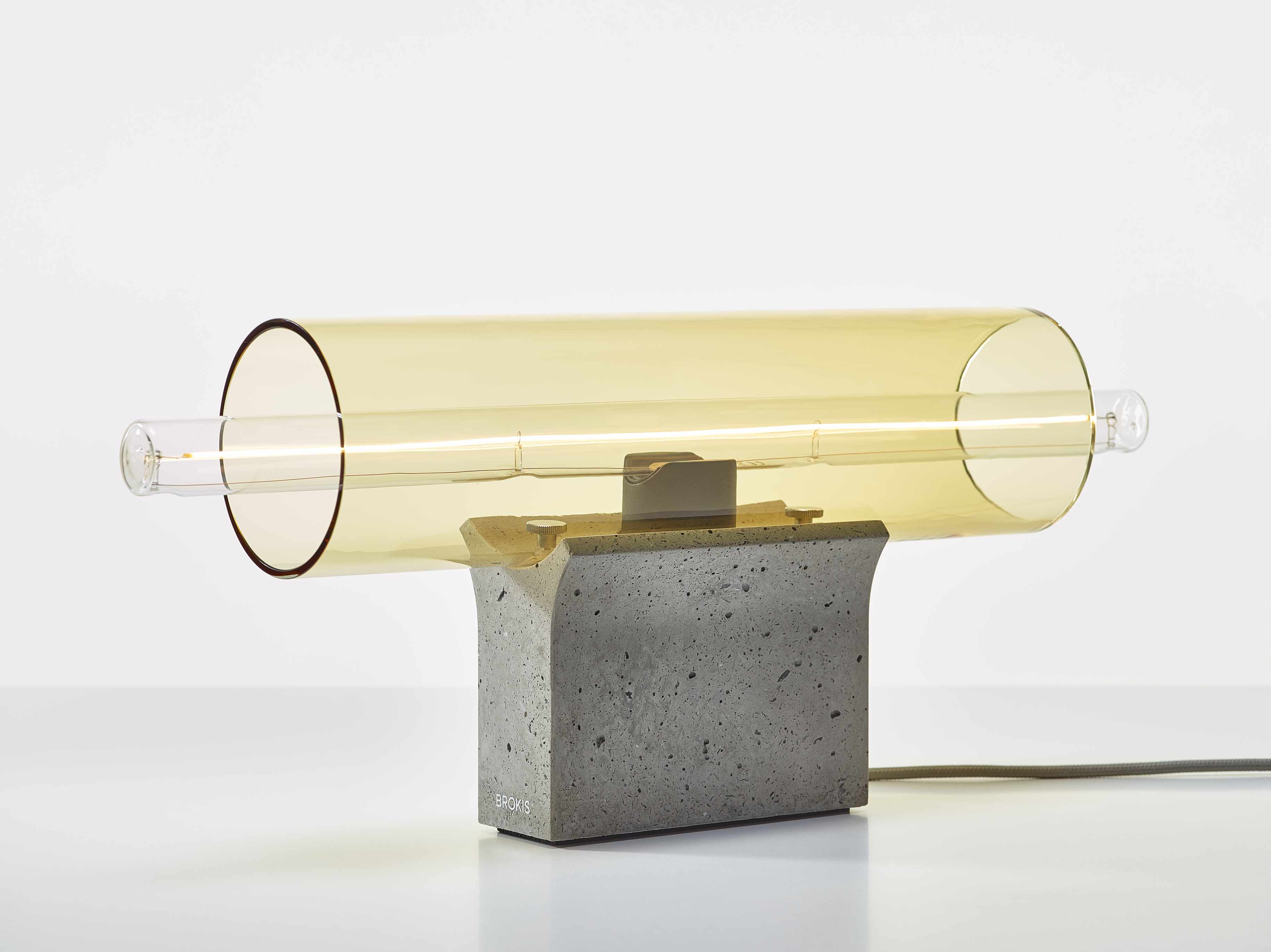 Lampa stołowa OVERLAY beton, marka Brokis