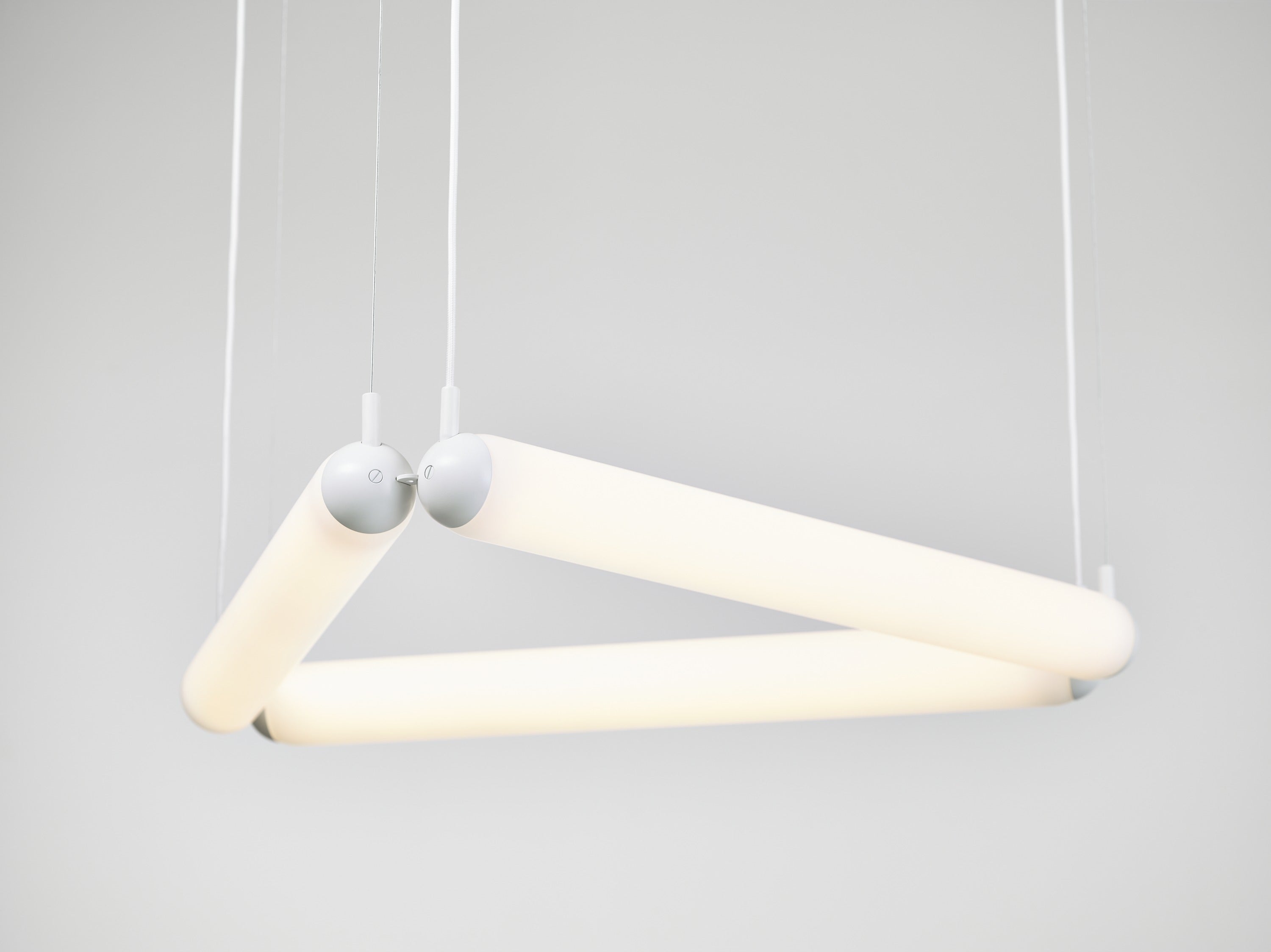 Hanglamp PURO CONTOUR - DRIEHOEK mat glas