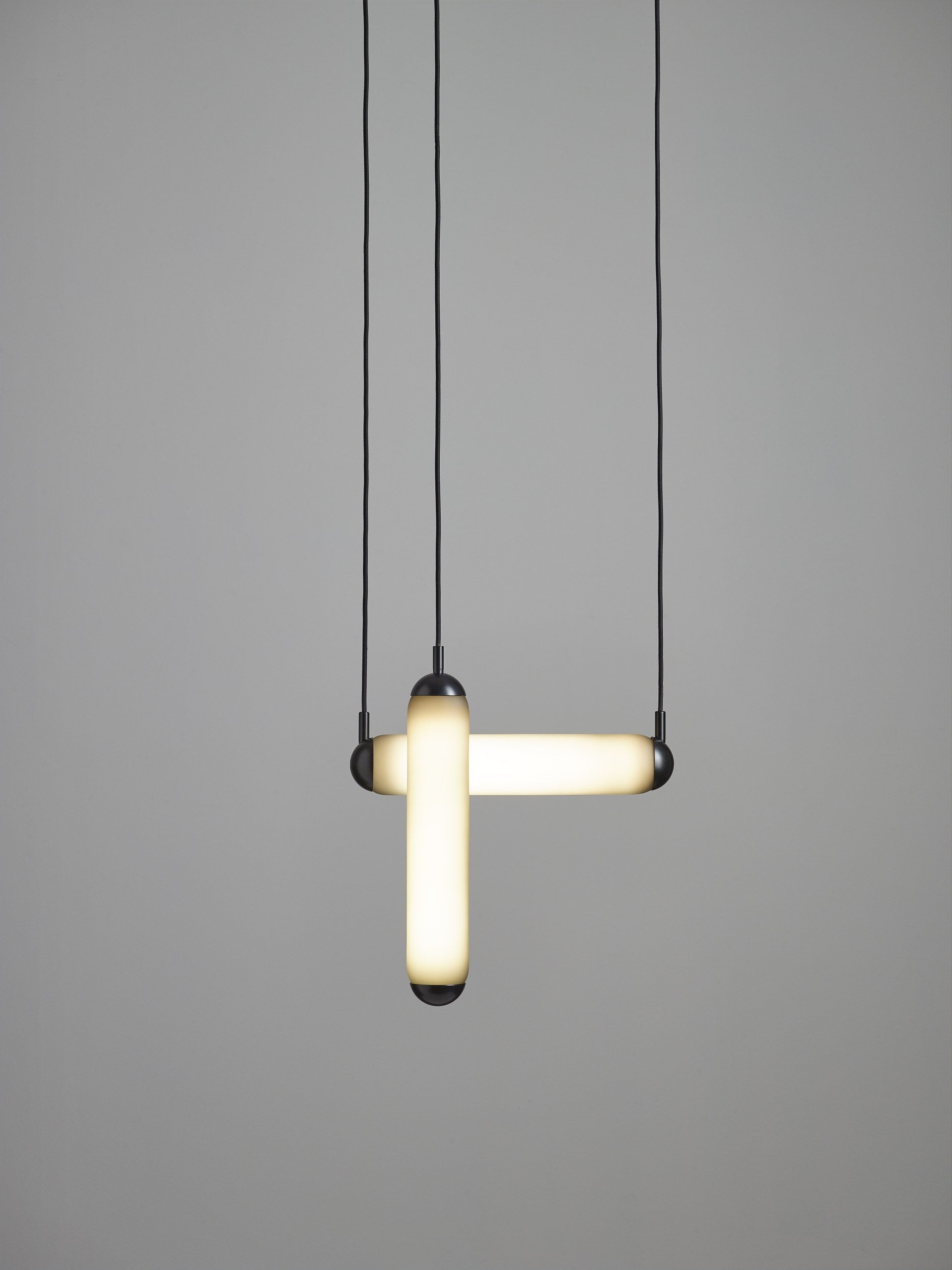 Puro solo hanging lamp - vertical matt glass