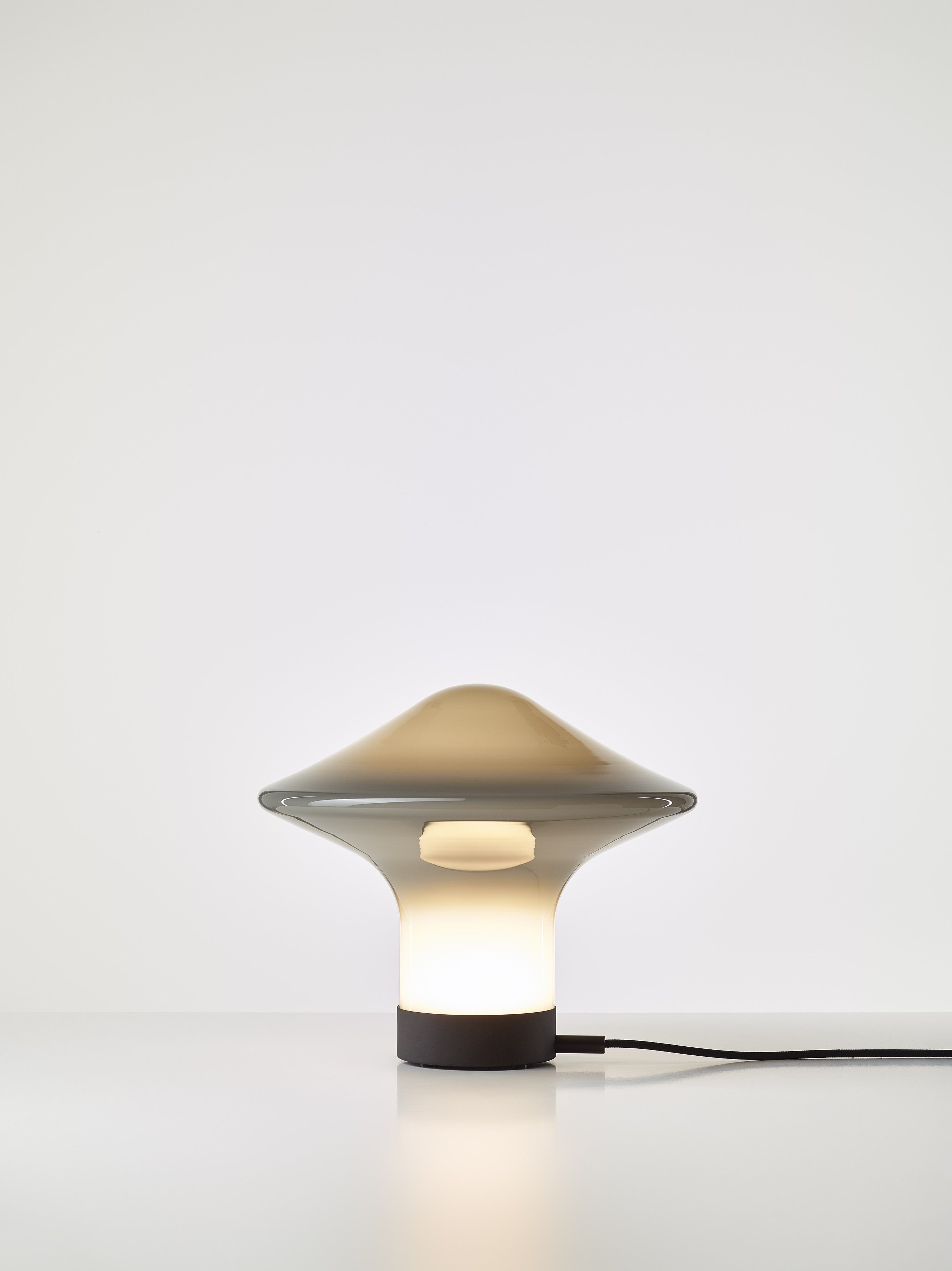TROTTEL TABLE LAMP INFORMATED GLASS