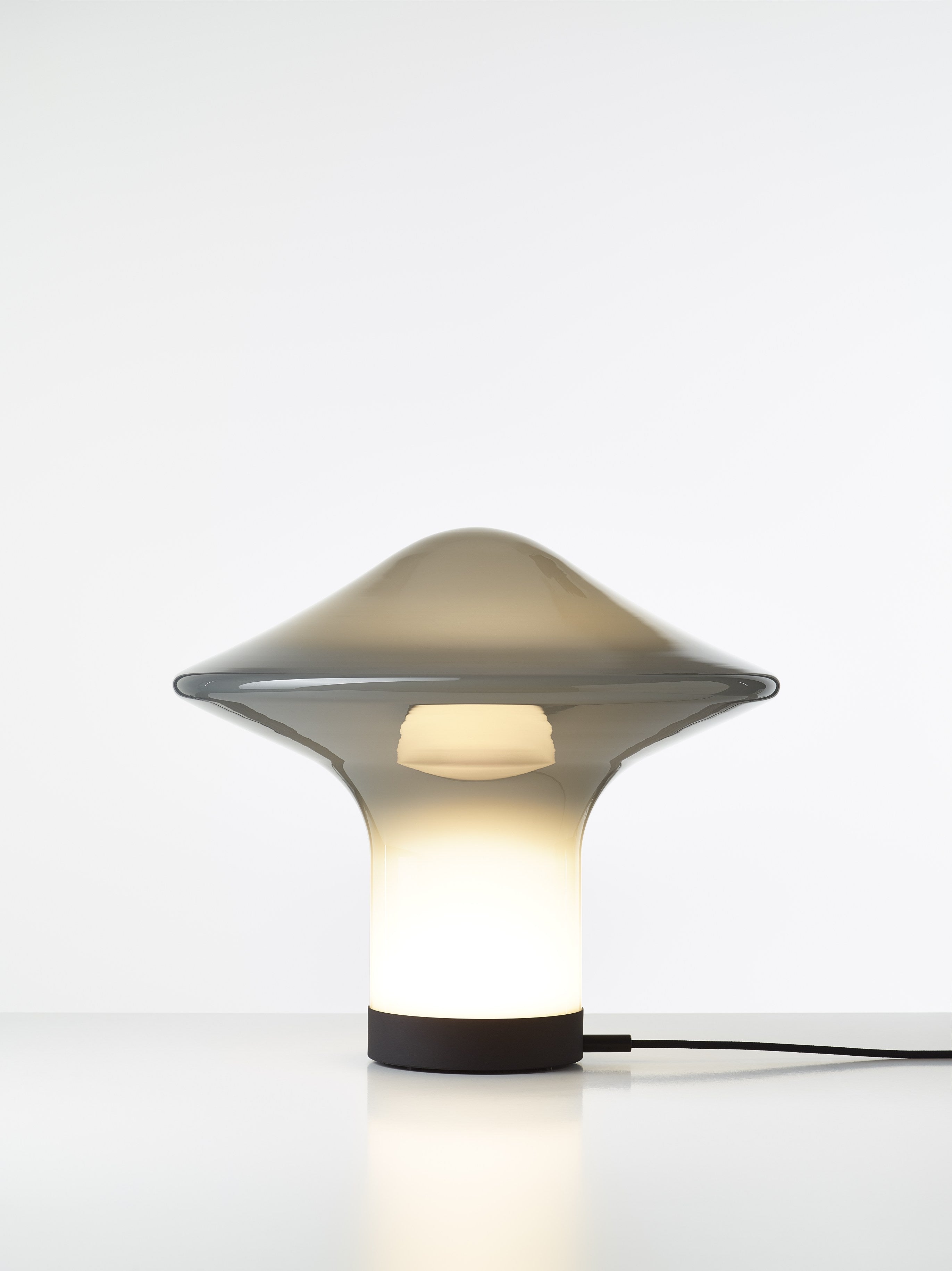 TROTTEL TABLE LAMP INFORMATED GLASS
