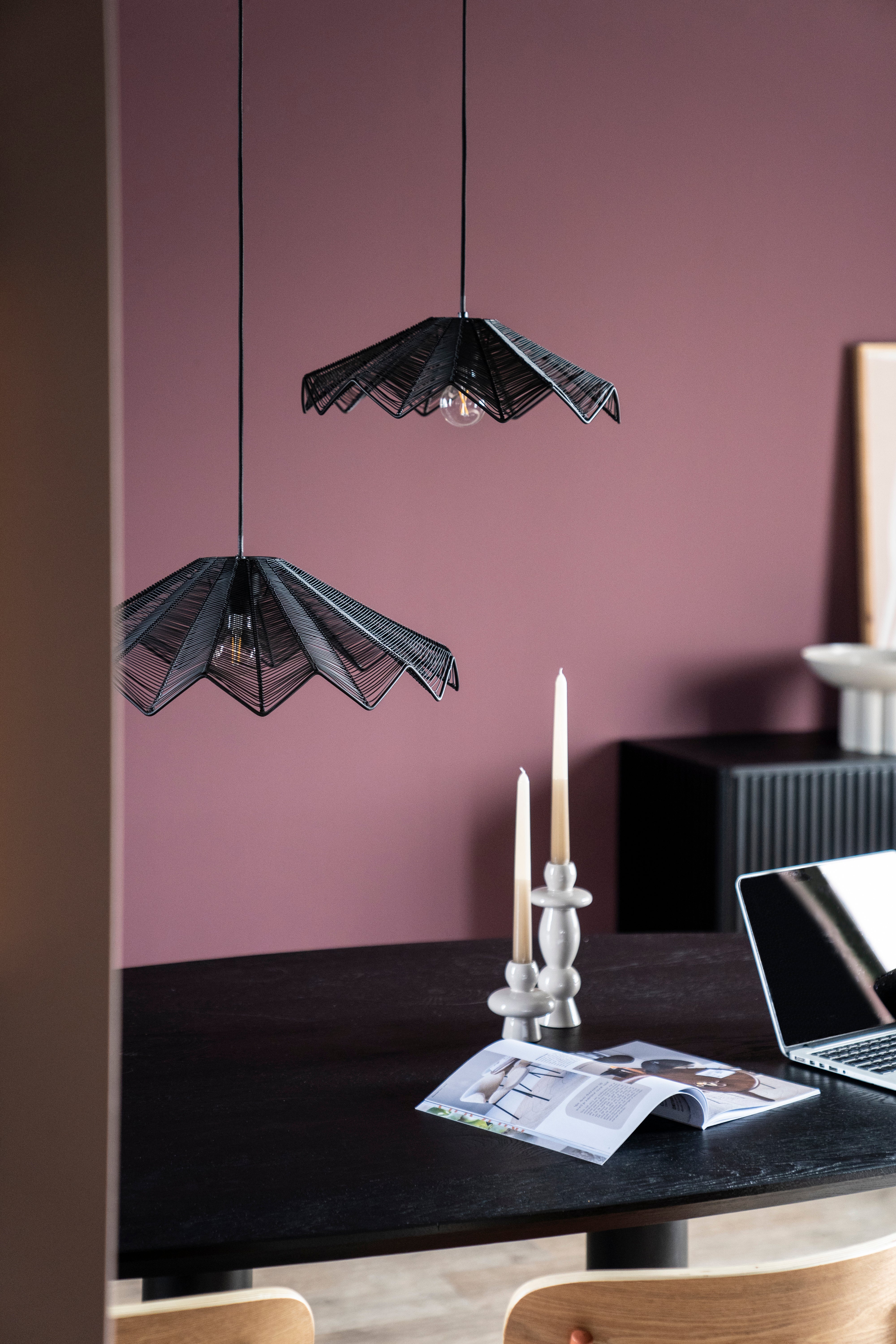 VARJO black pendant lamp