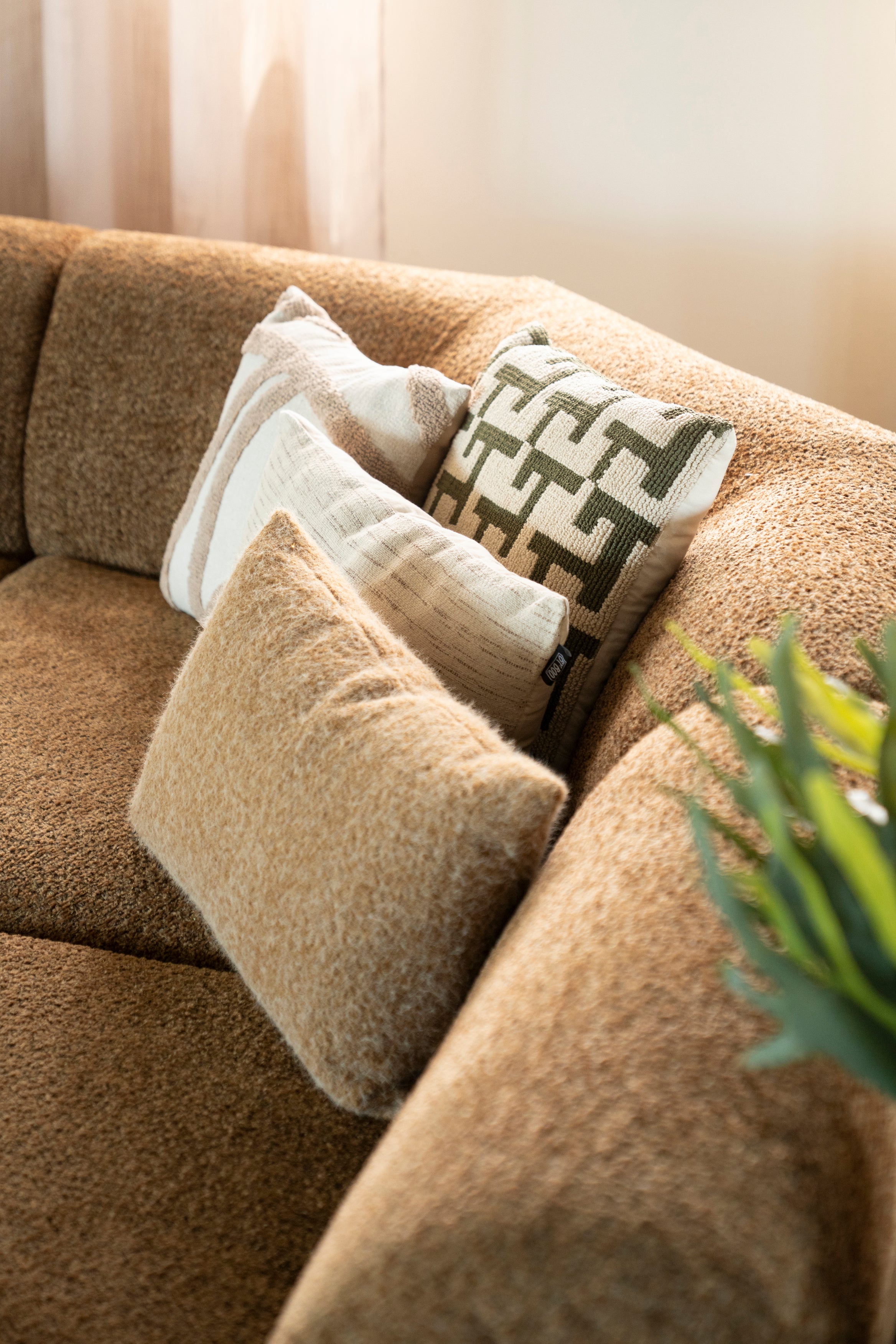 ZIGGY pillow green with beige