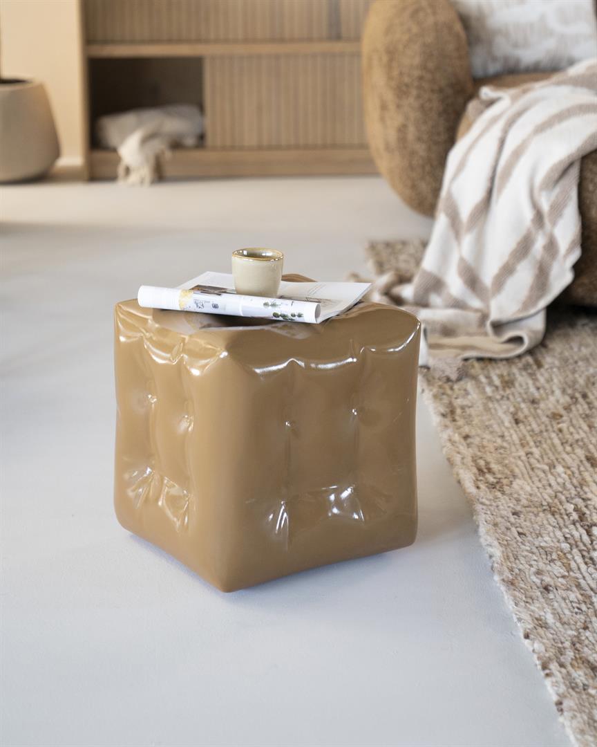 CAPTI mustard stool