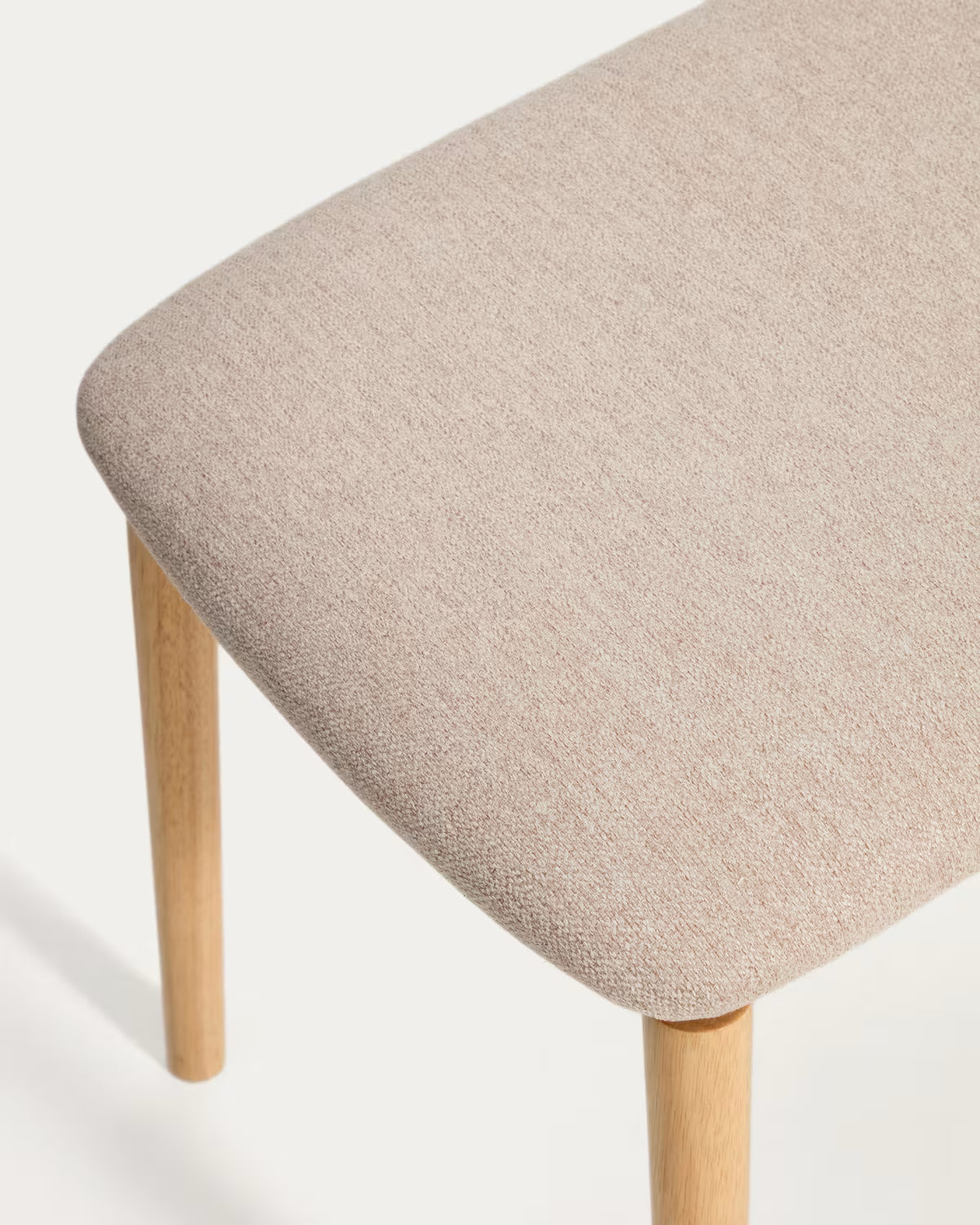 EVERA bank in beige chenille with a veneered oak base