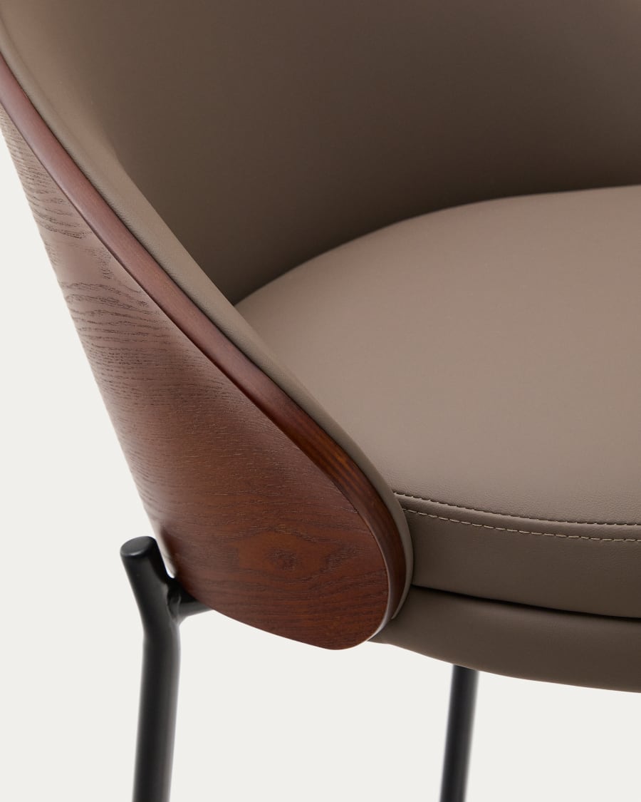 Barkruk EAMY bruin kunstleer met notenhouten afwerking