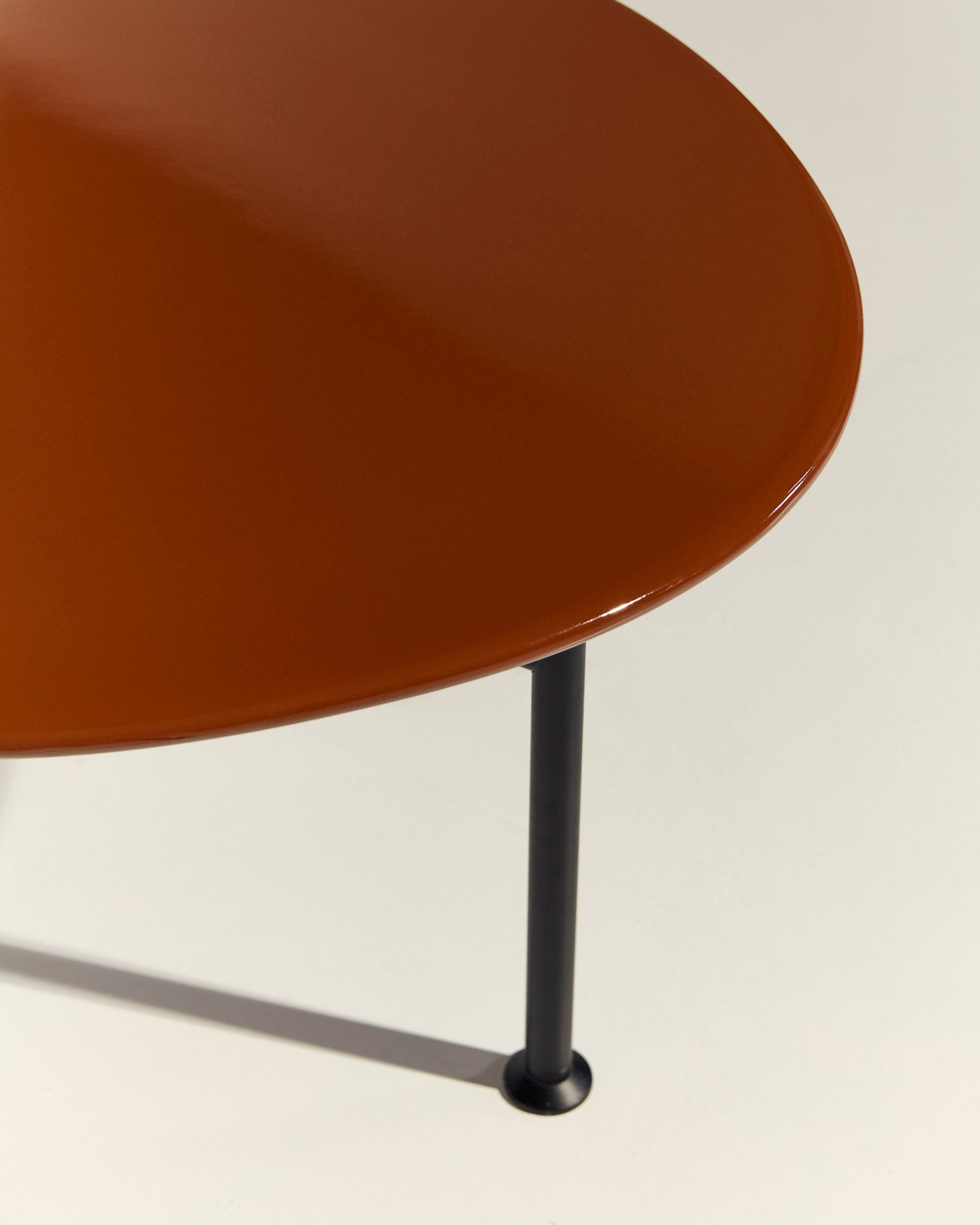 CARMEL koffietafel bordeaux keramiek