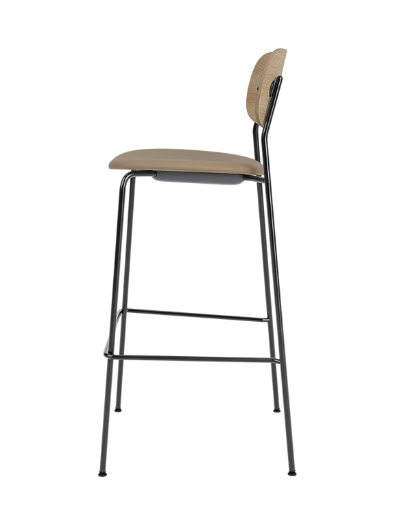 Hocker CO aus Eiche mit gepolstertem beigen Sitz