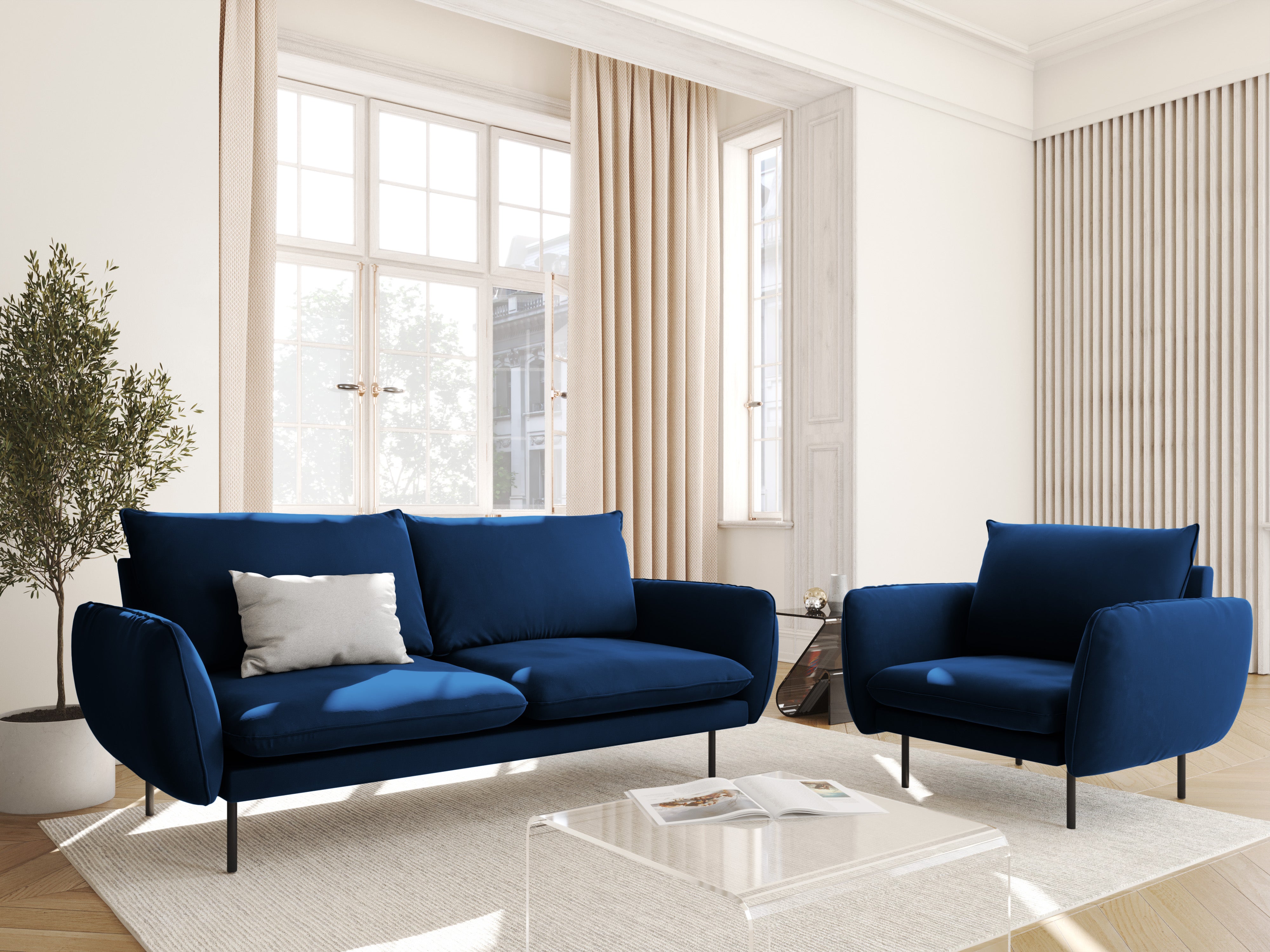 Fluwelen fauteuil VIENNA koninklijk blauw met zwarte basis