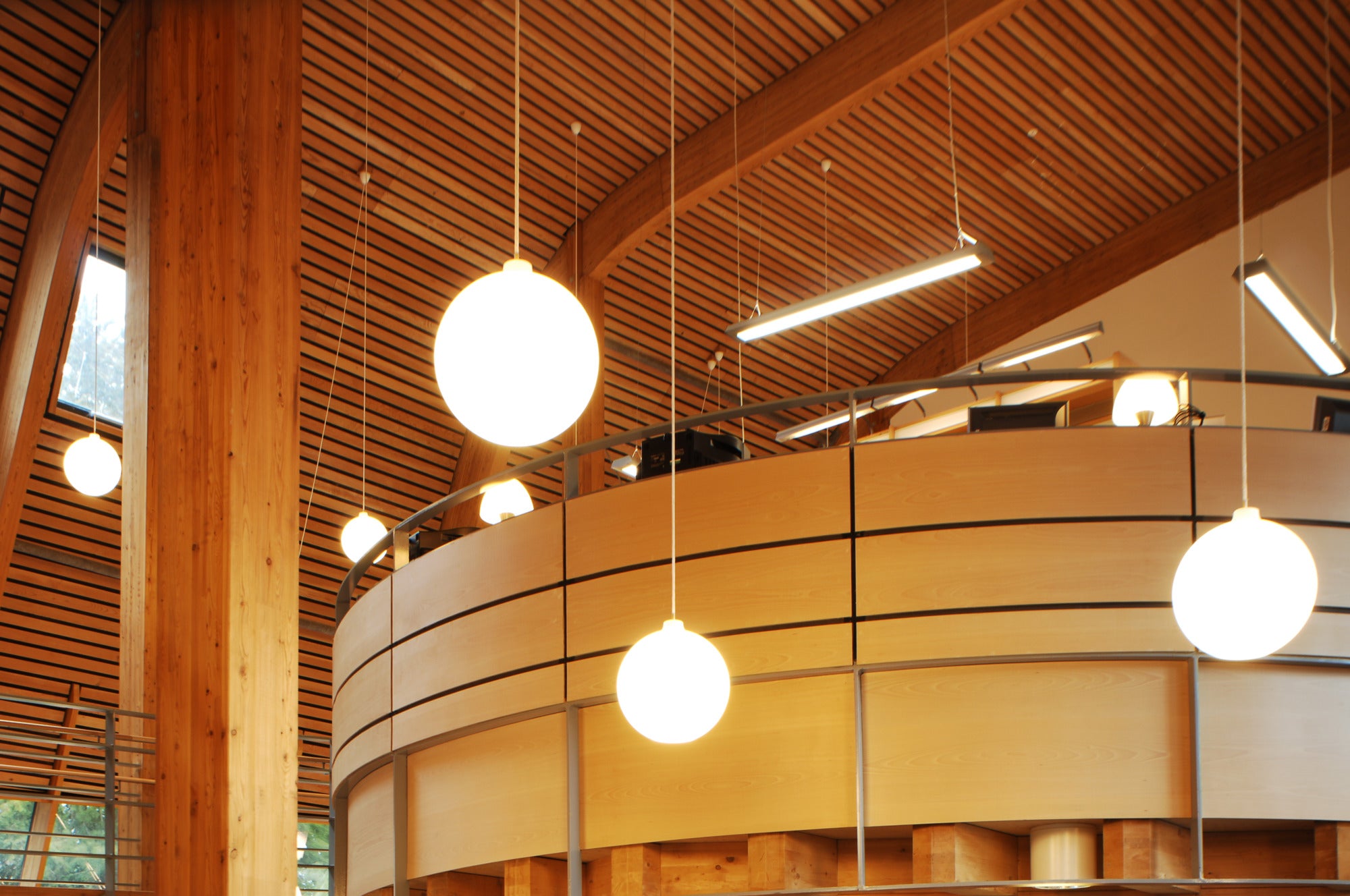 Pendelleuchte WOHLERT weißes Glas