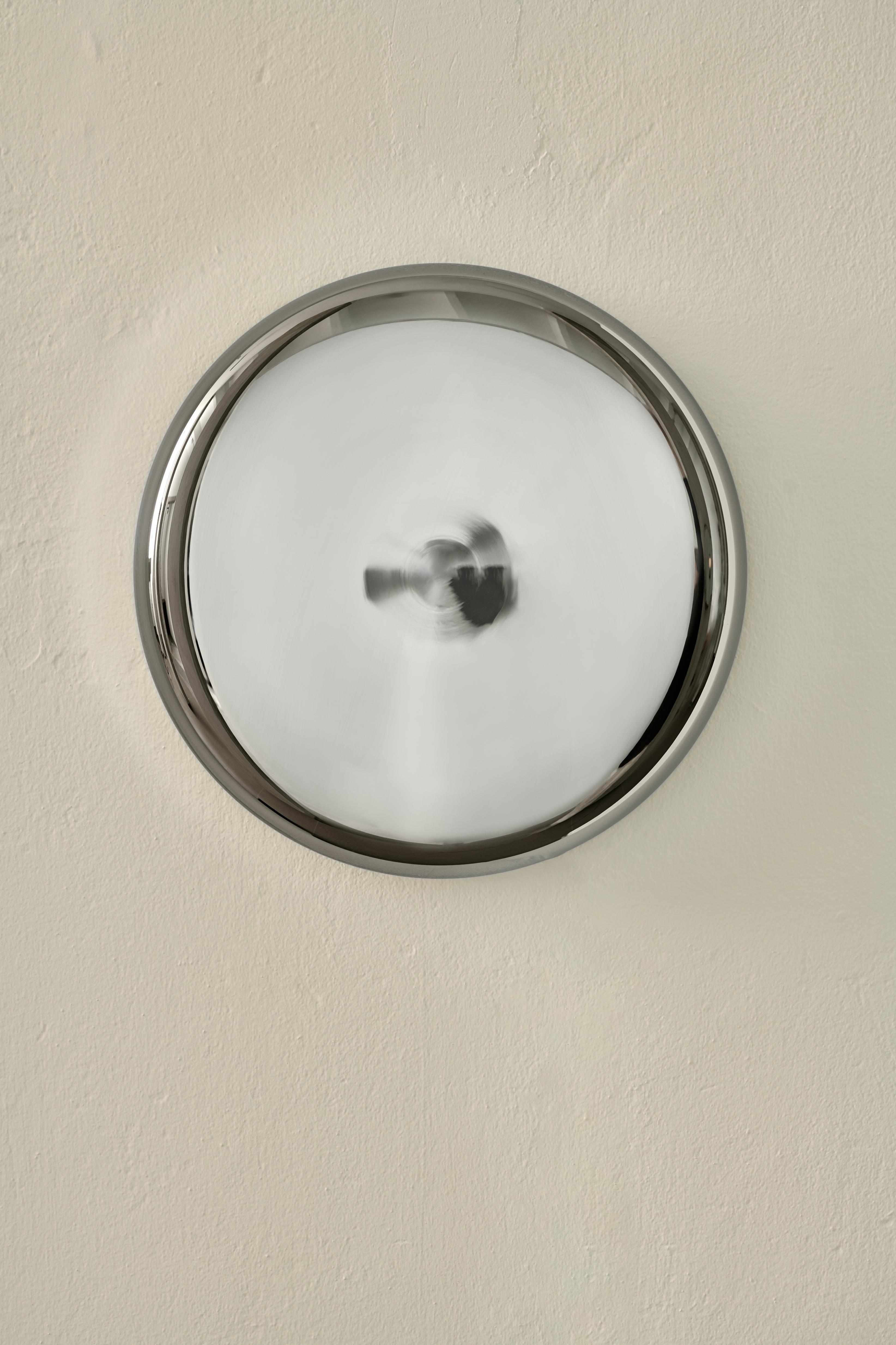 Wandleuchte ENDLESS mit beschichtetem Glas