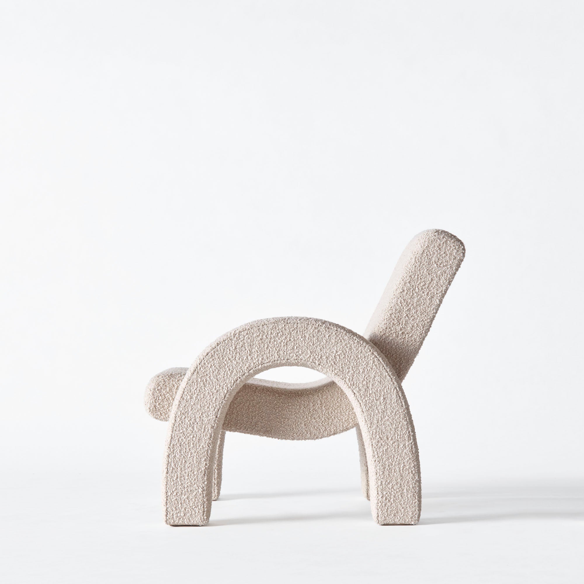 Beige boucle fauteuil ARCO