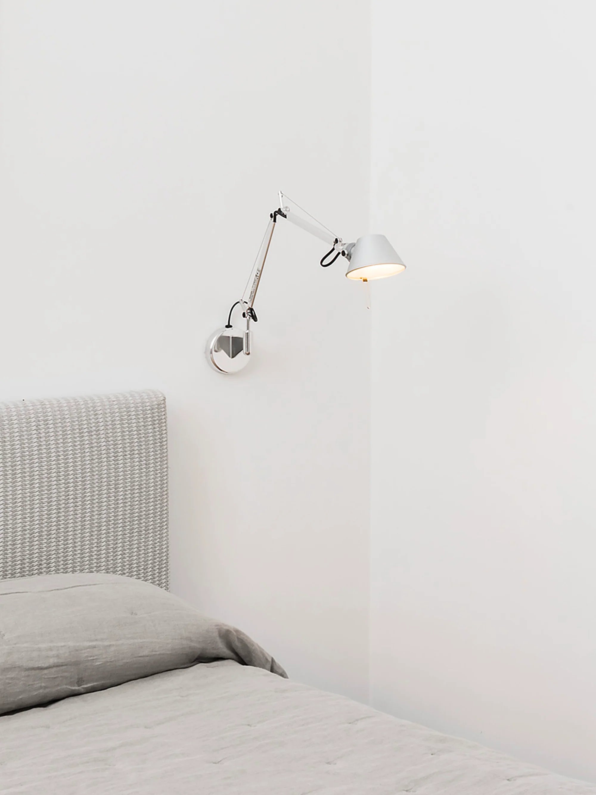 Verstelbare wandlamp op arm TOLOMEO MICRO mat aluminium