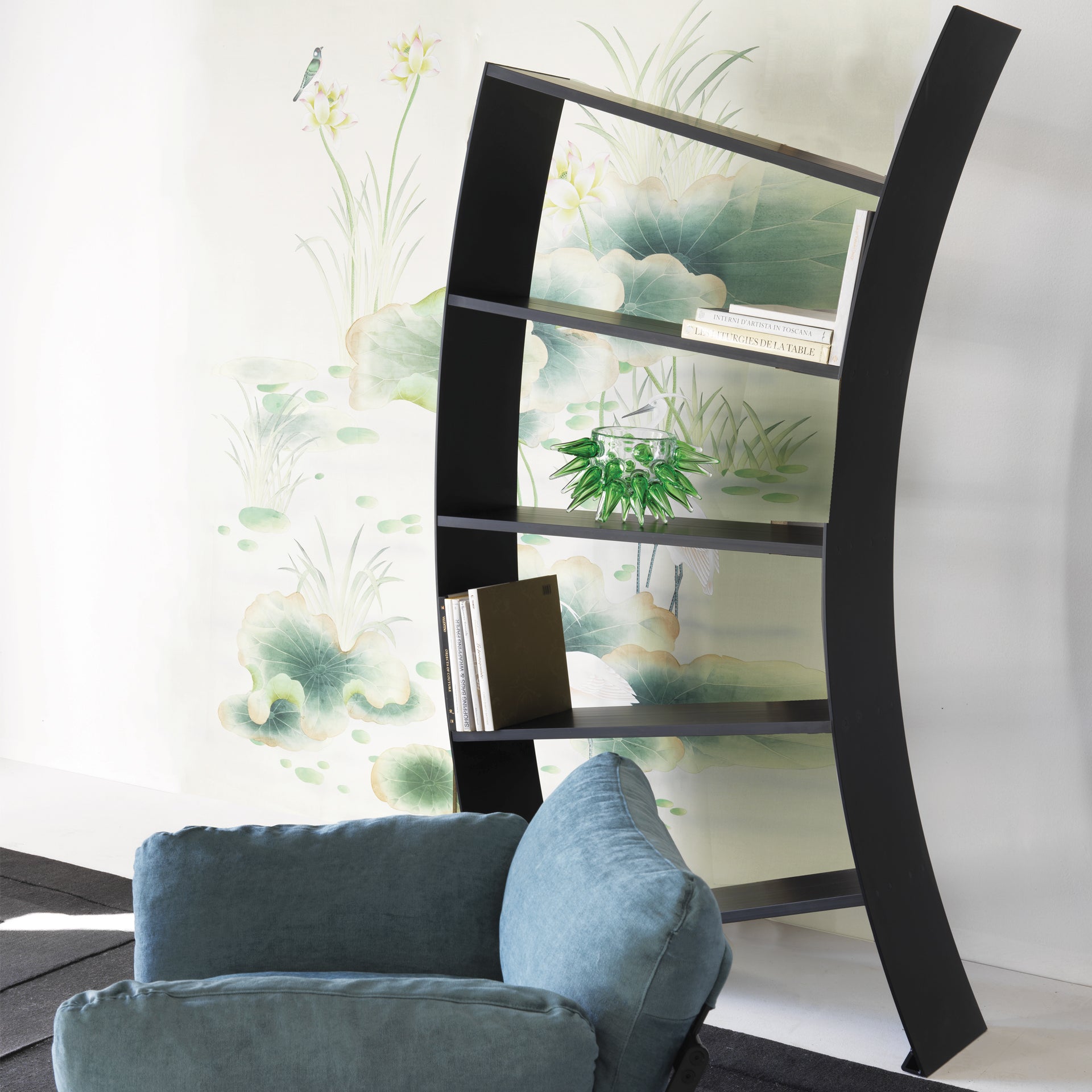 Virgo black shelf