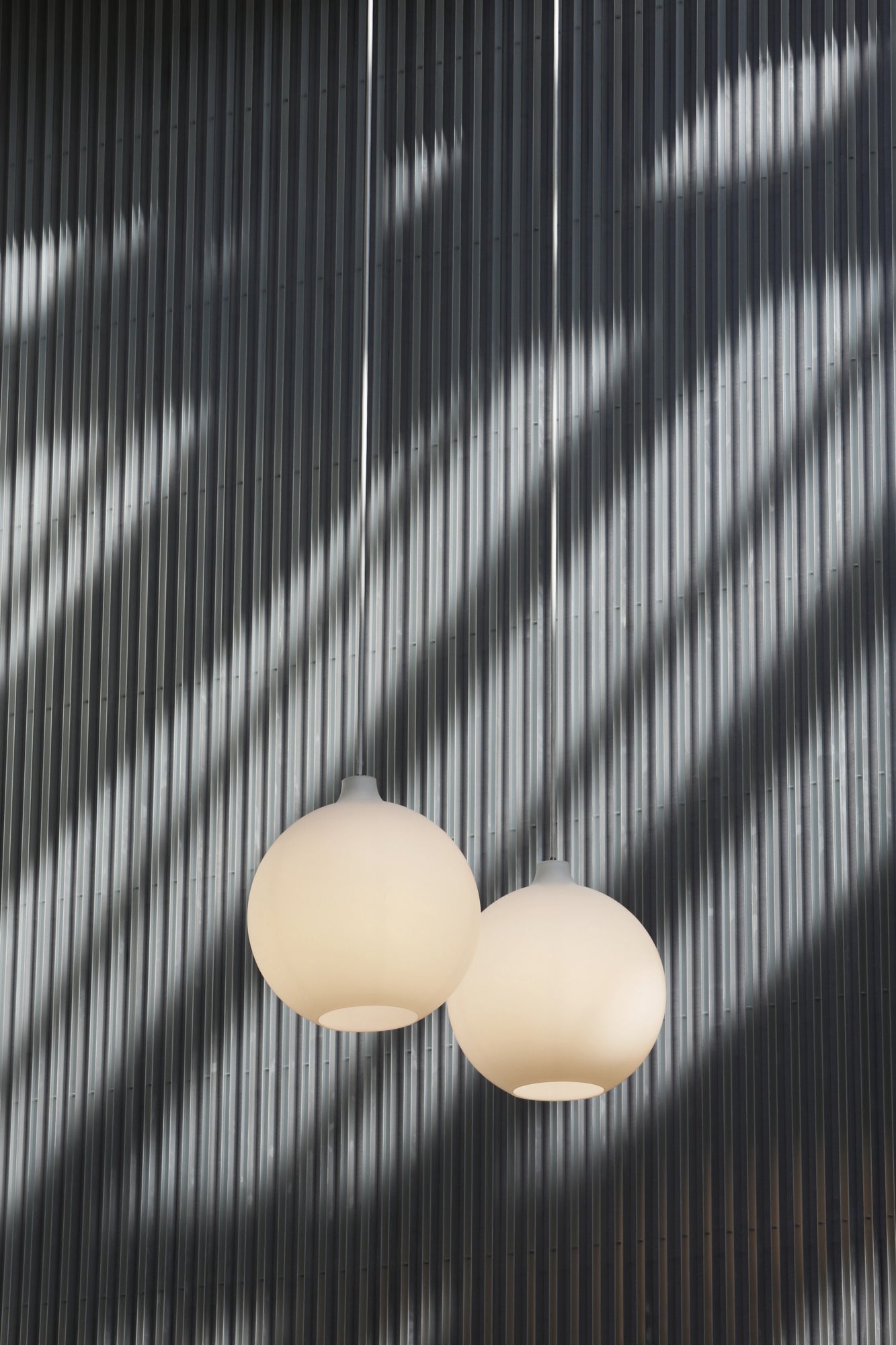 Pendelleuchte WOHLERT weißes Glas