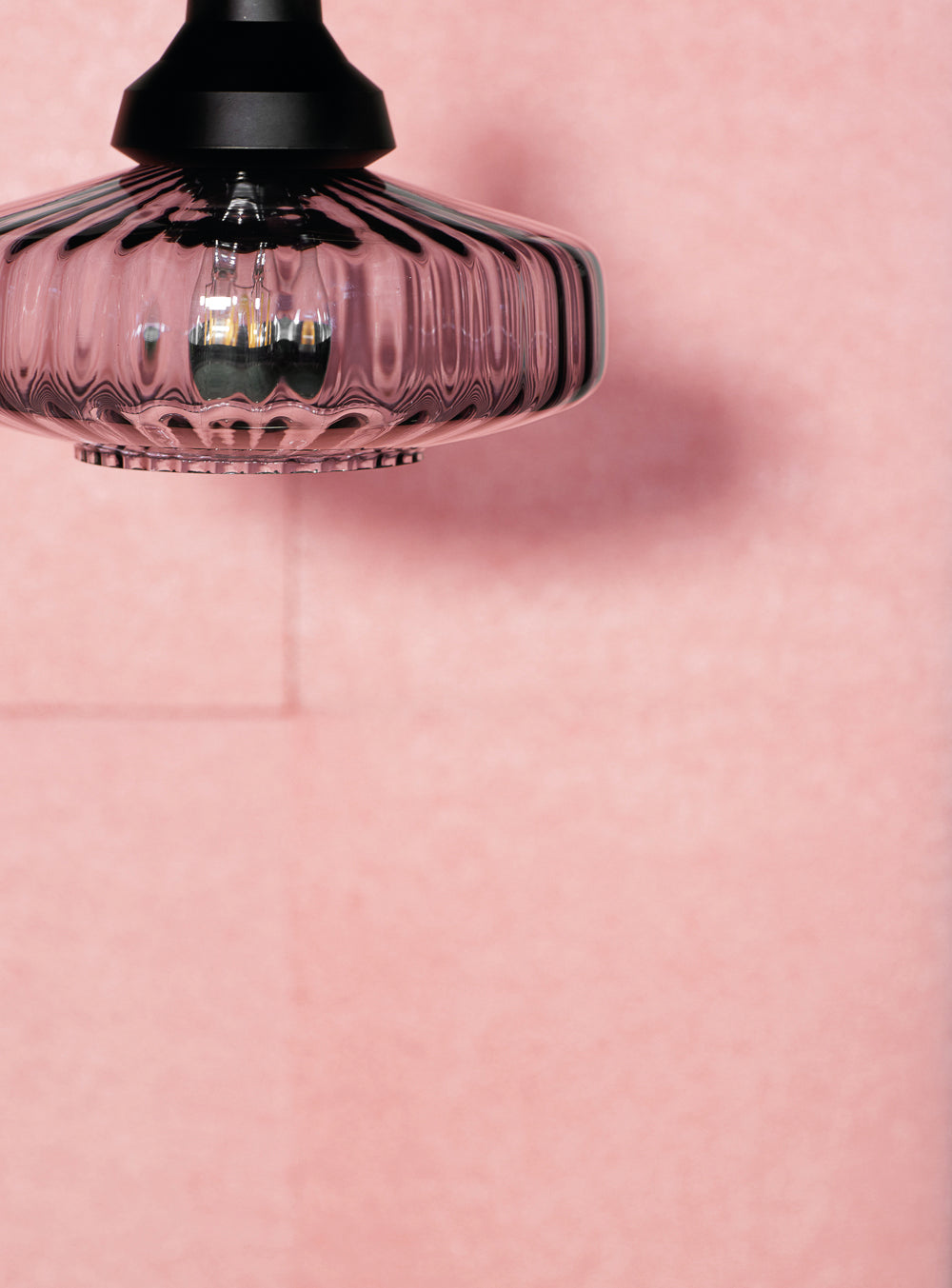 Hanglamp NEW WAVE OPTIC gerookt glas met zwarte afwerking