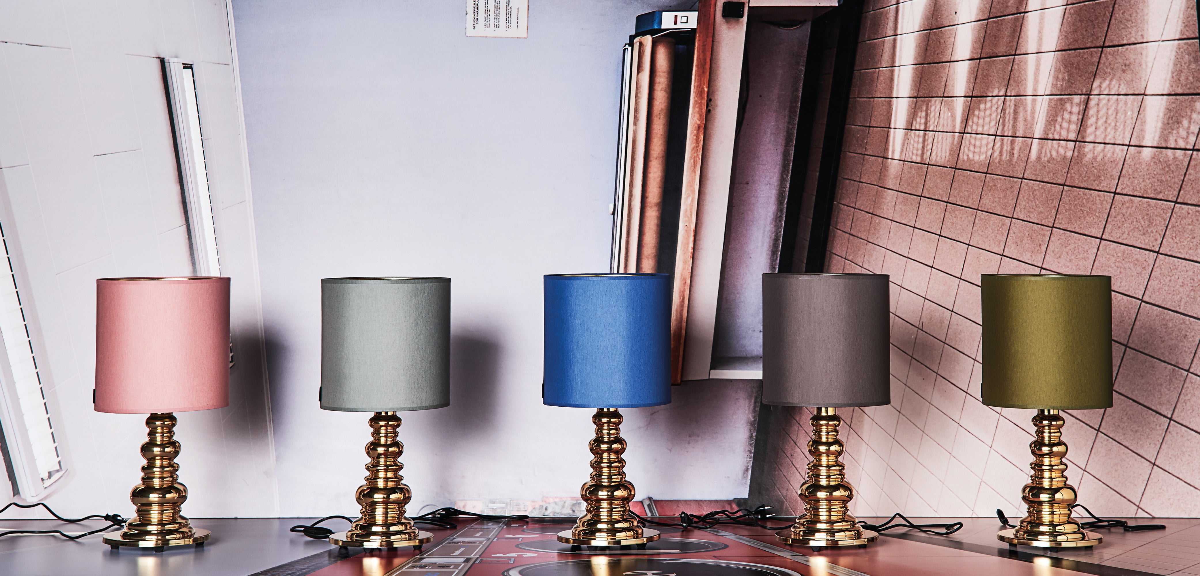 Tafellamp PUNK DELUXE grijs met gouden voet