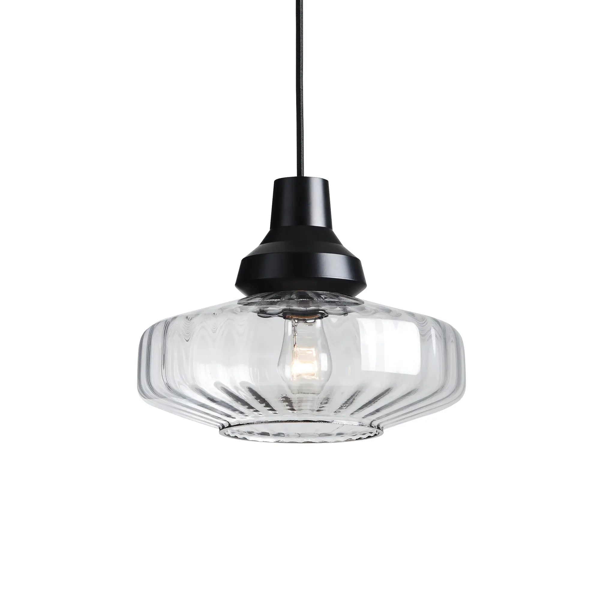 Lampa wisząca NEW WAVE OPTIC transparentne szkło z czarnym wykończeniem – Design By Us