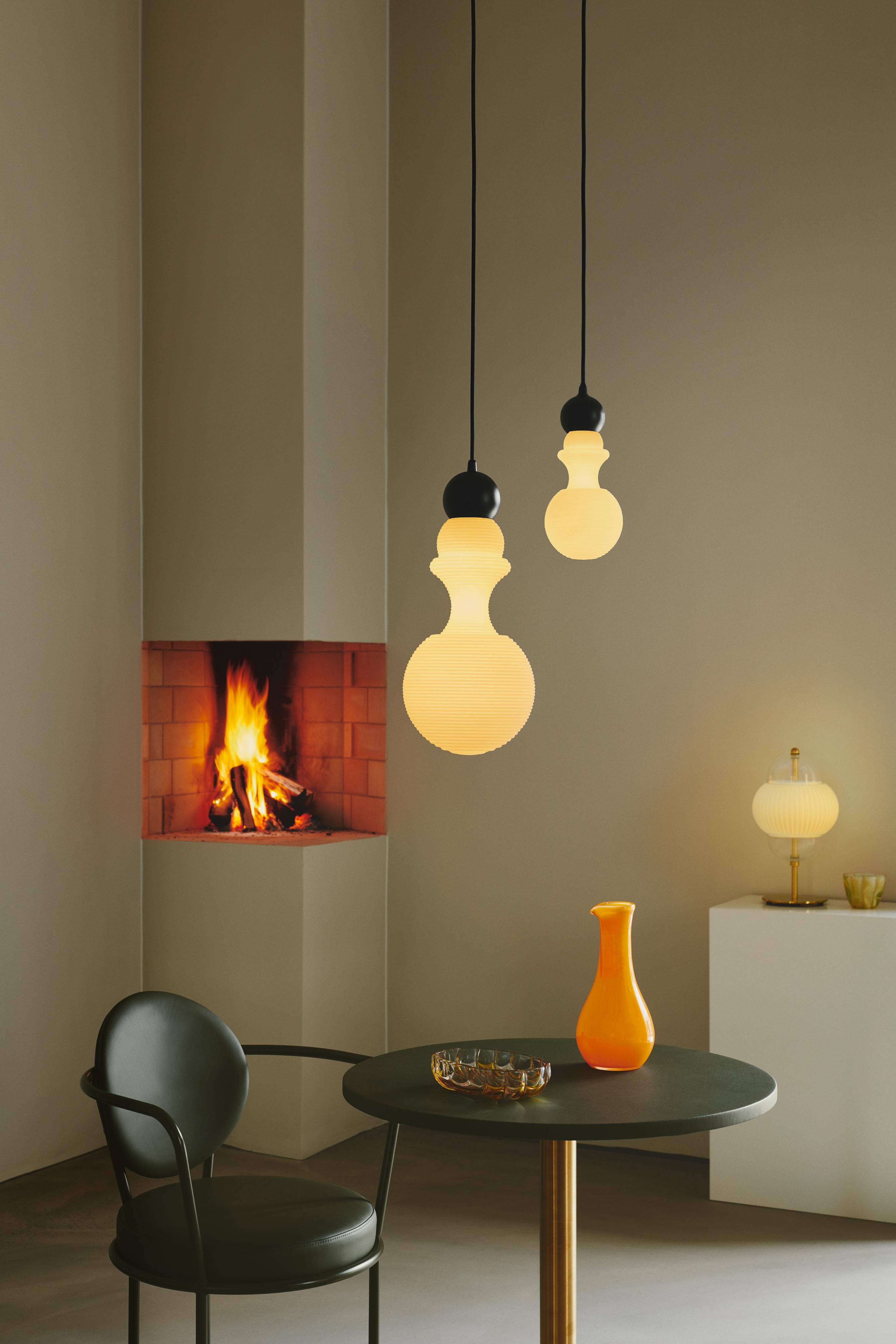 Pendant lamp PARIS 1920 white with black finish