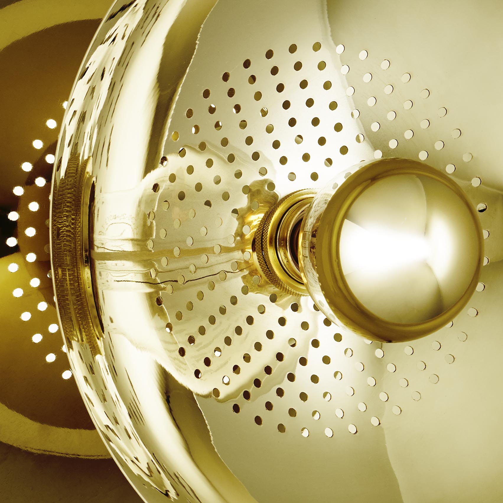 WANTED Wandleuchte gold