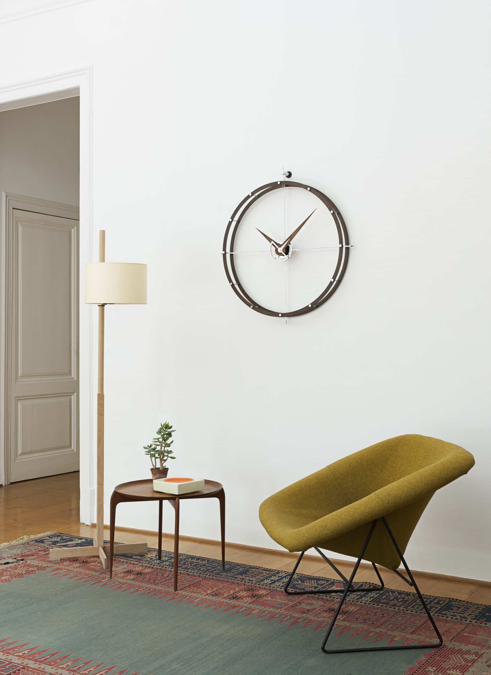 Wanduhr DOUBLE O verchromt mit Messing und Wenge