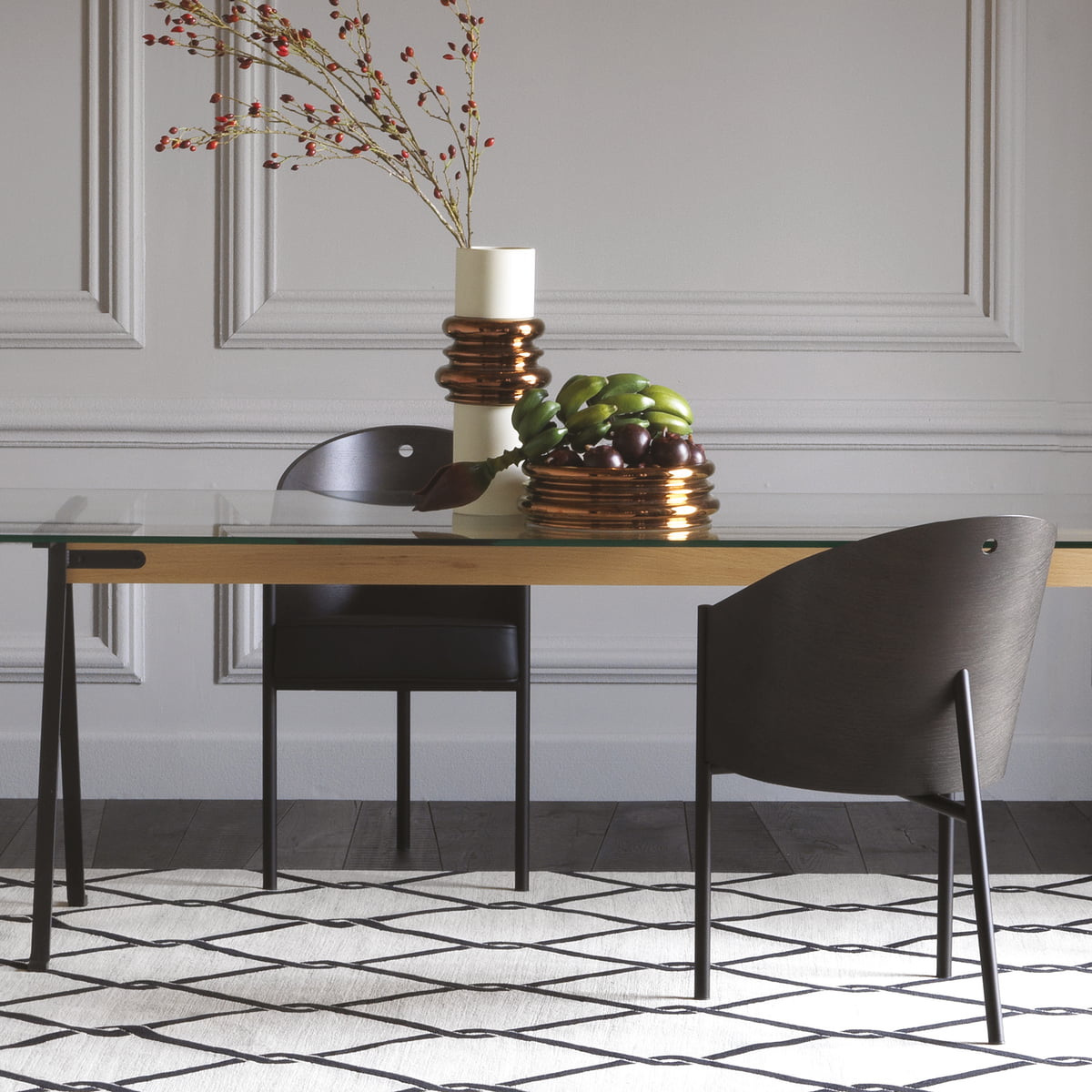 Costs chair olive veneer with beige leather