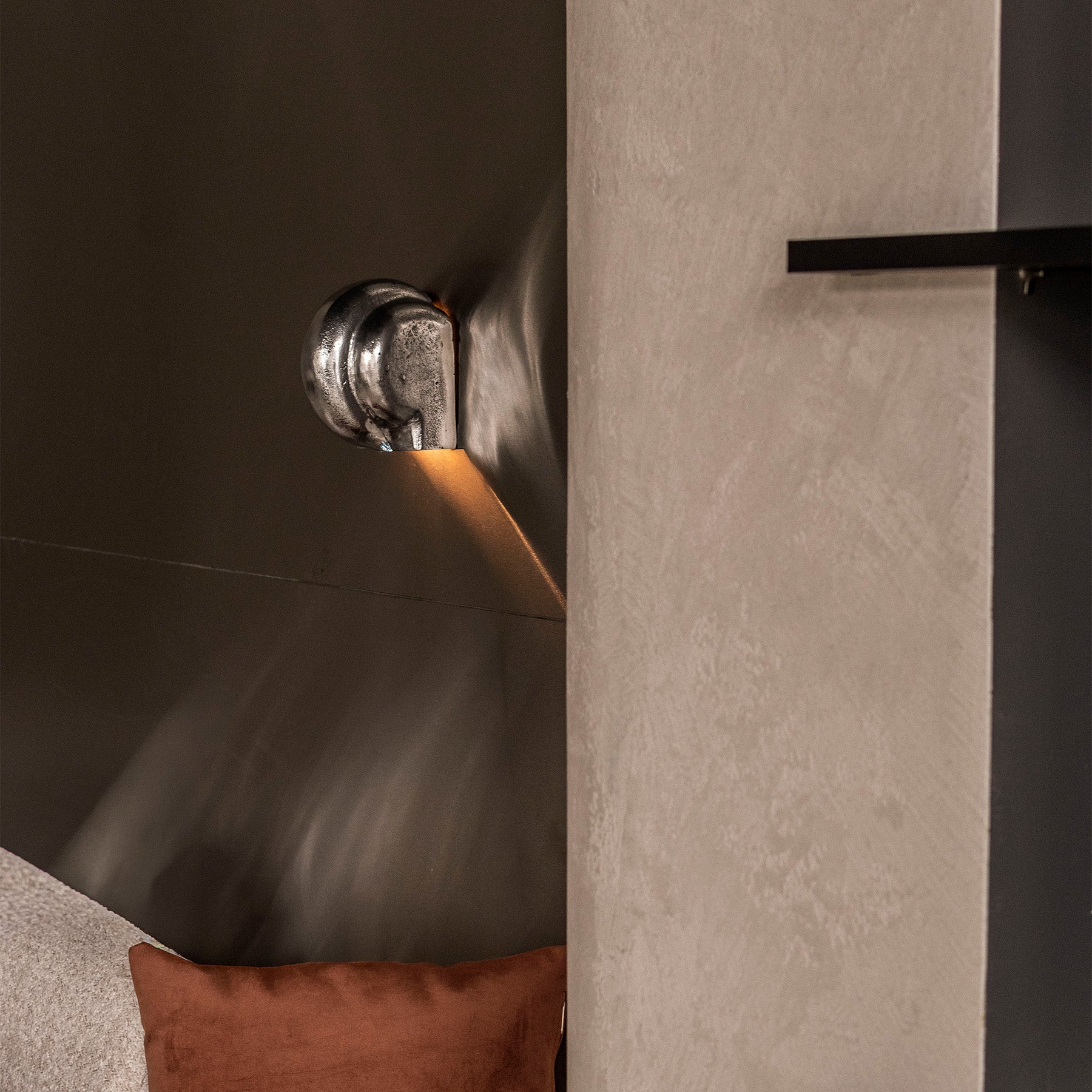 Kinkiet TRYTON aluminium