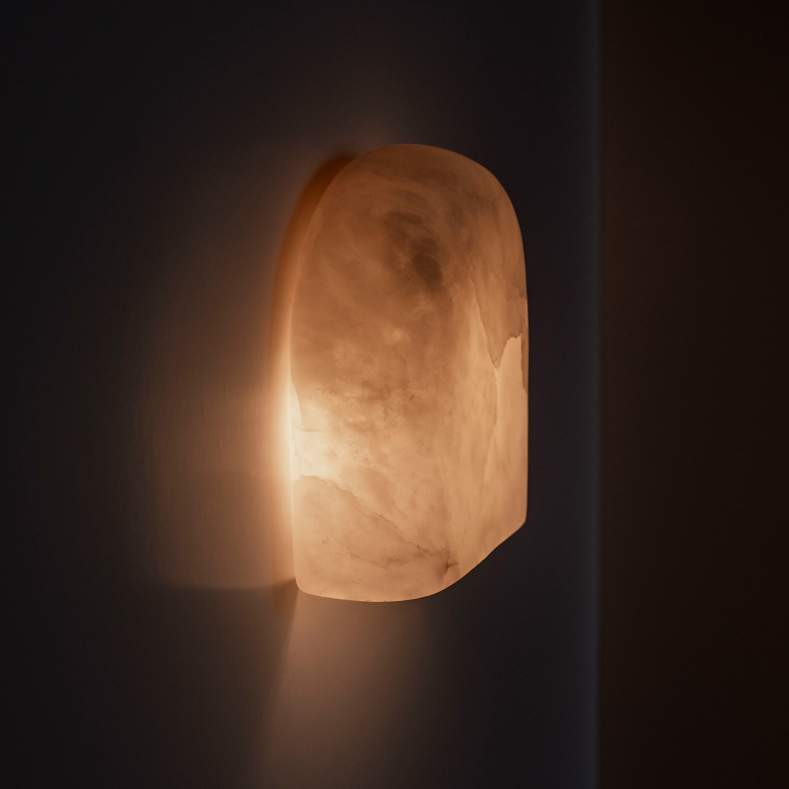 Wandlamp alabaster TAYGETA met matte afwerking