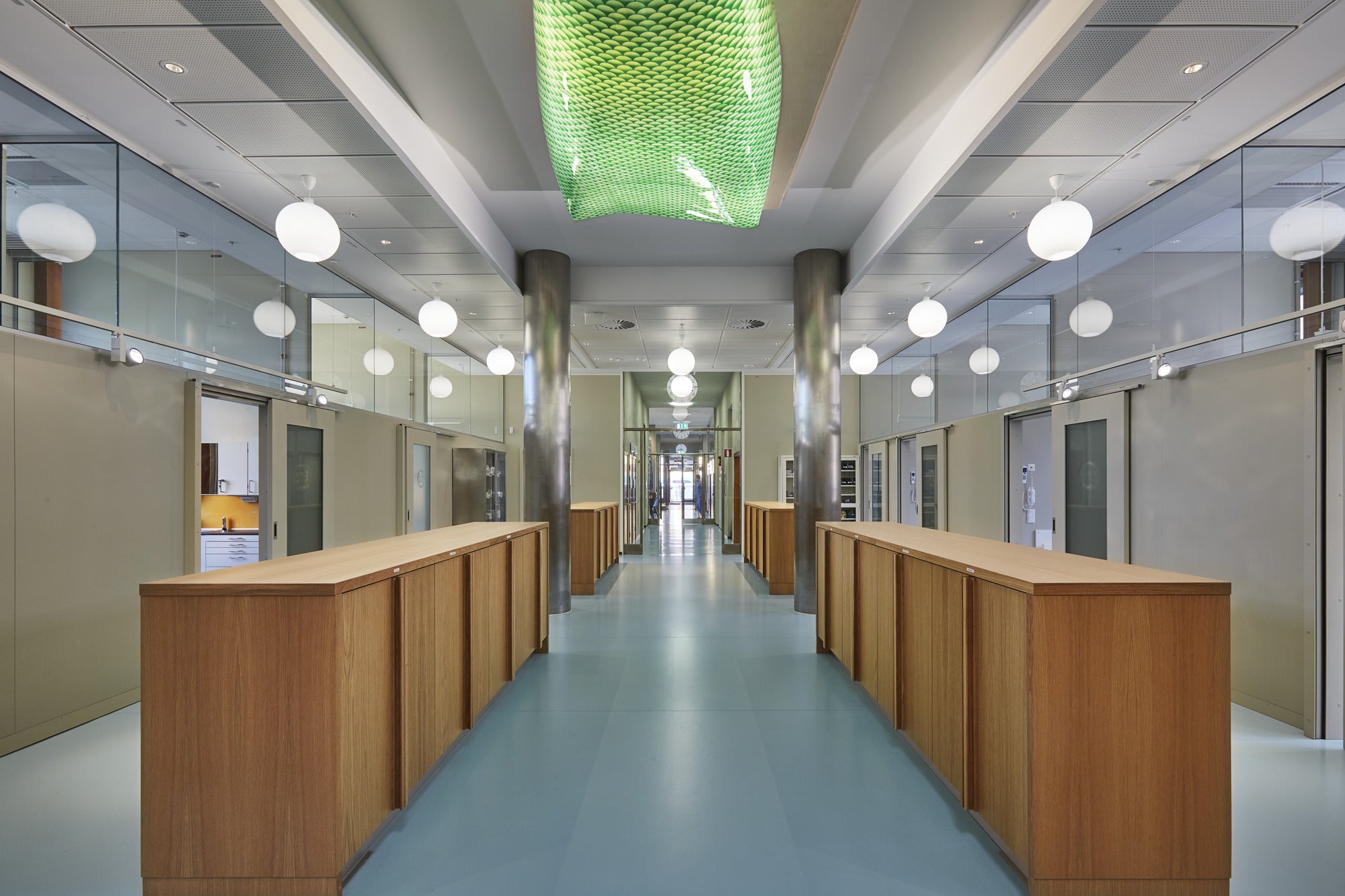 Pendelleuchte WOHLERT weißes Glas