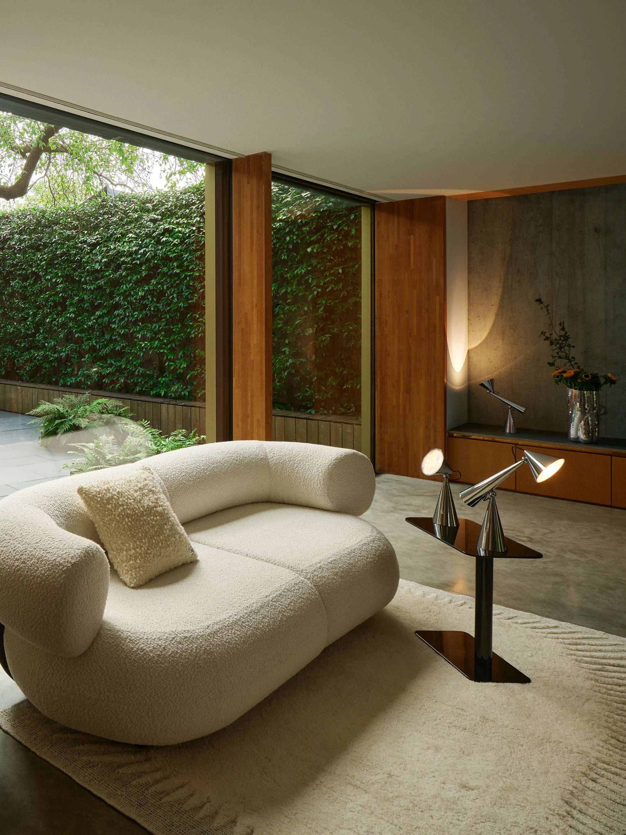 Dywan EDGY kremowy – Tom Dixon