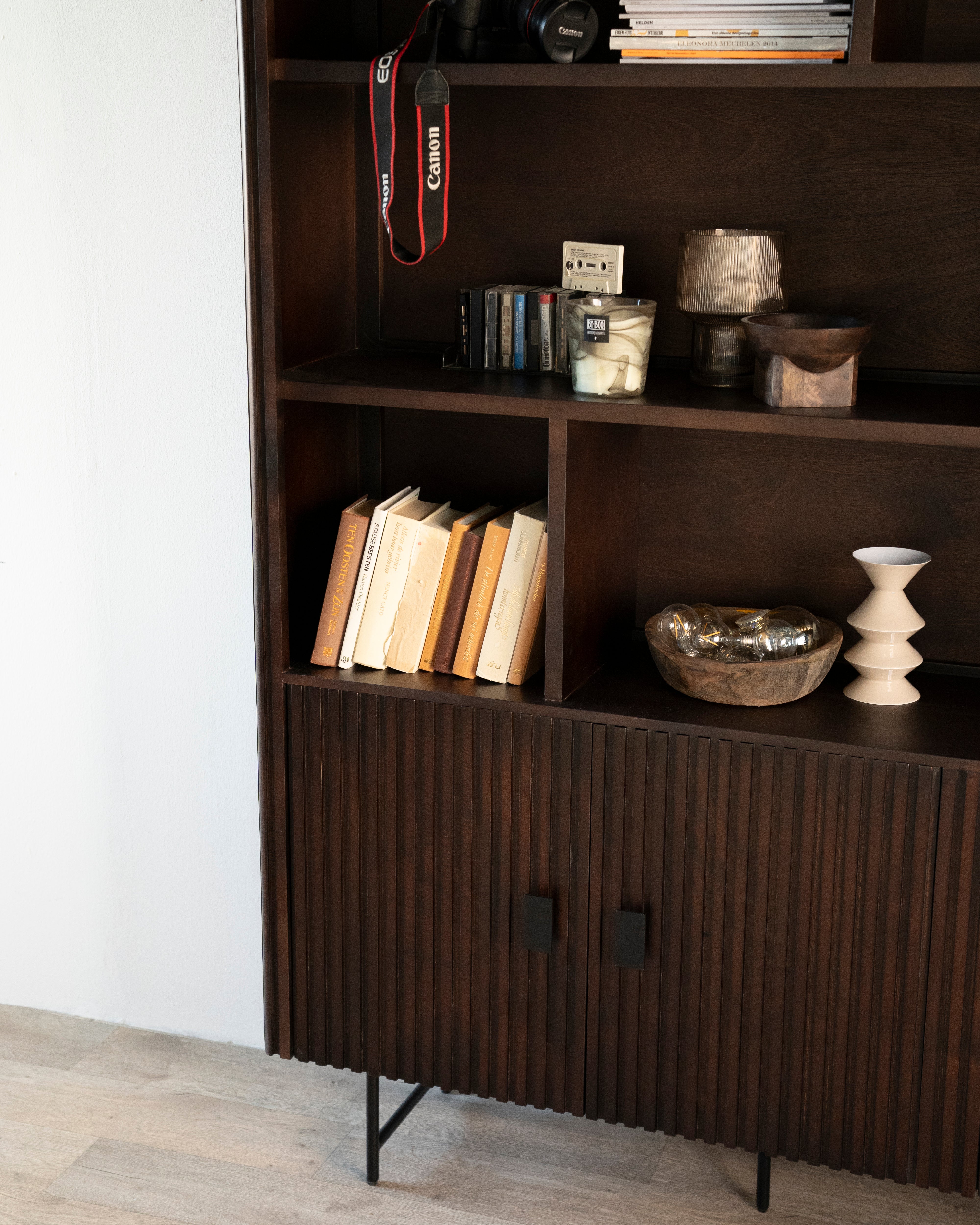 Regaal REMI donkerbruin mango hout