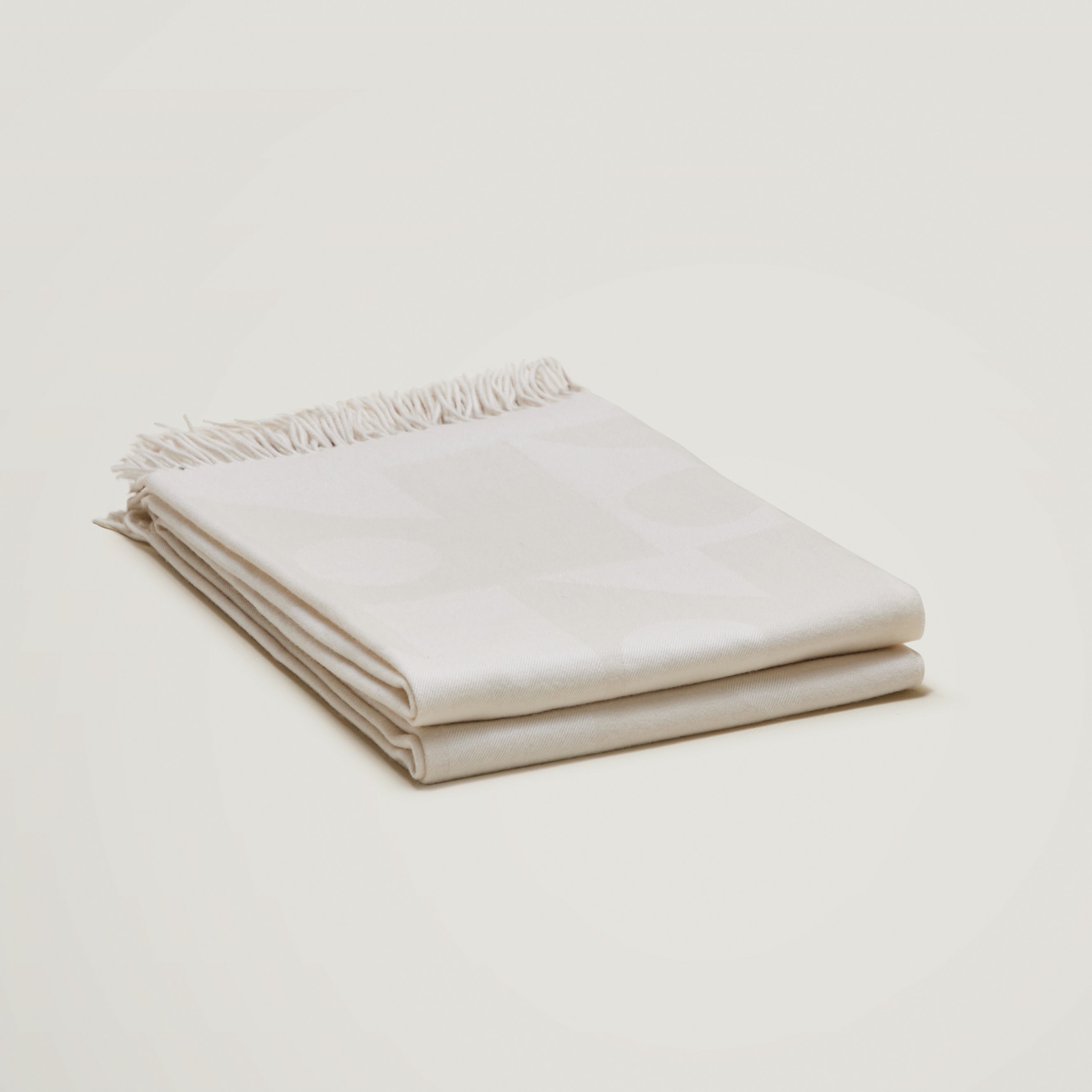 Koc REPEAT LOGO gebrochenes Weiß