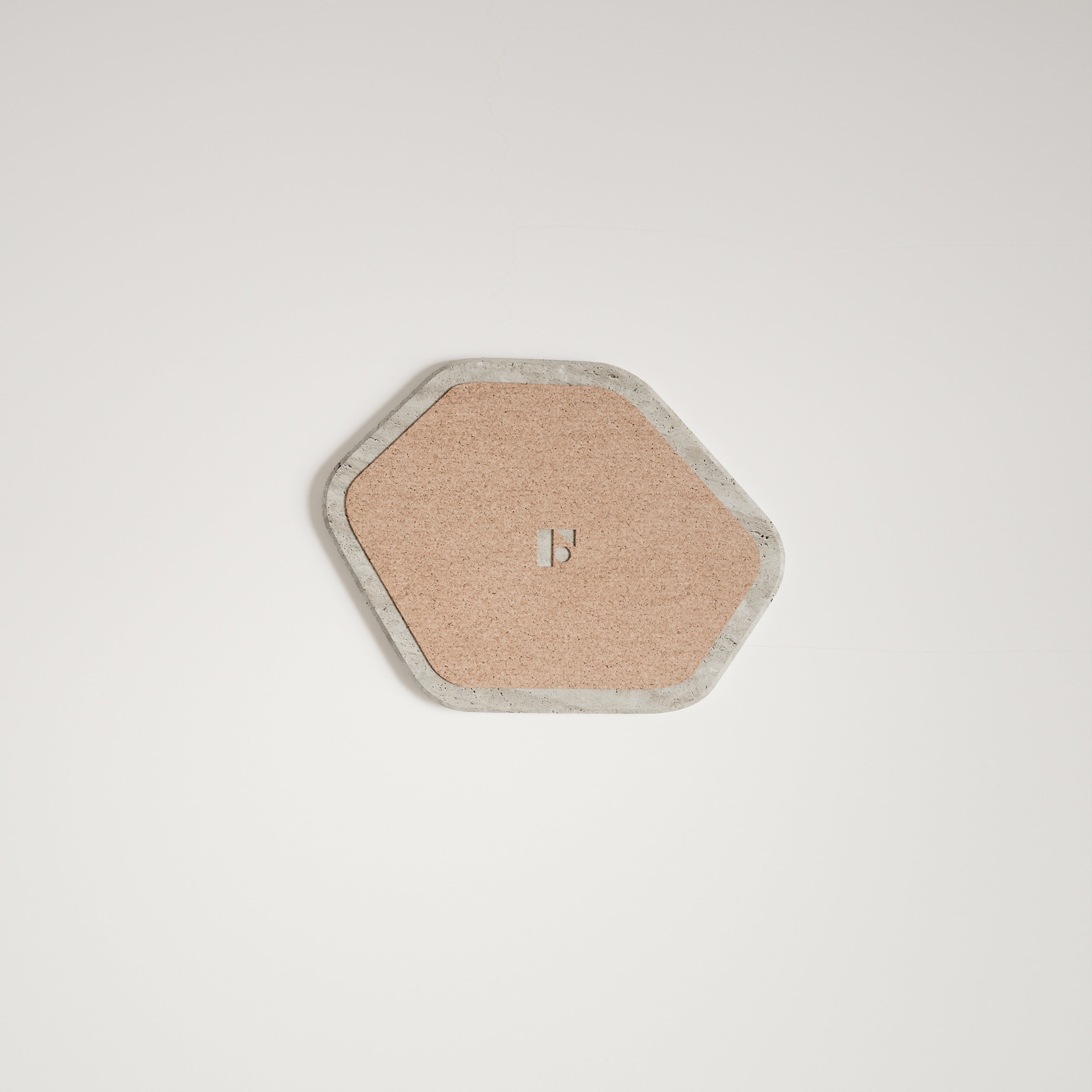 Taca VERGE 01 travertijn