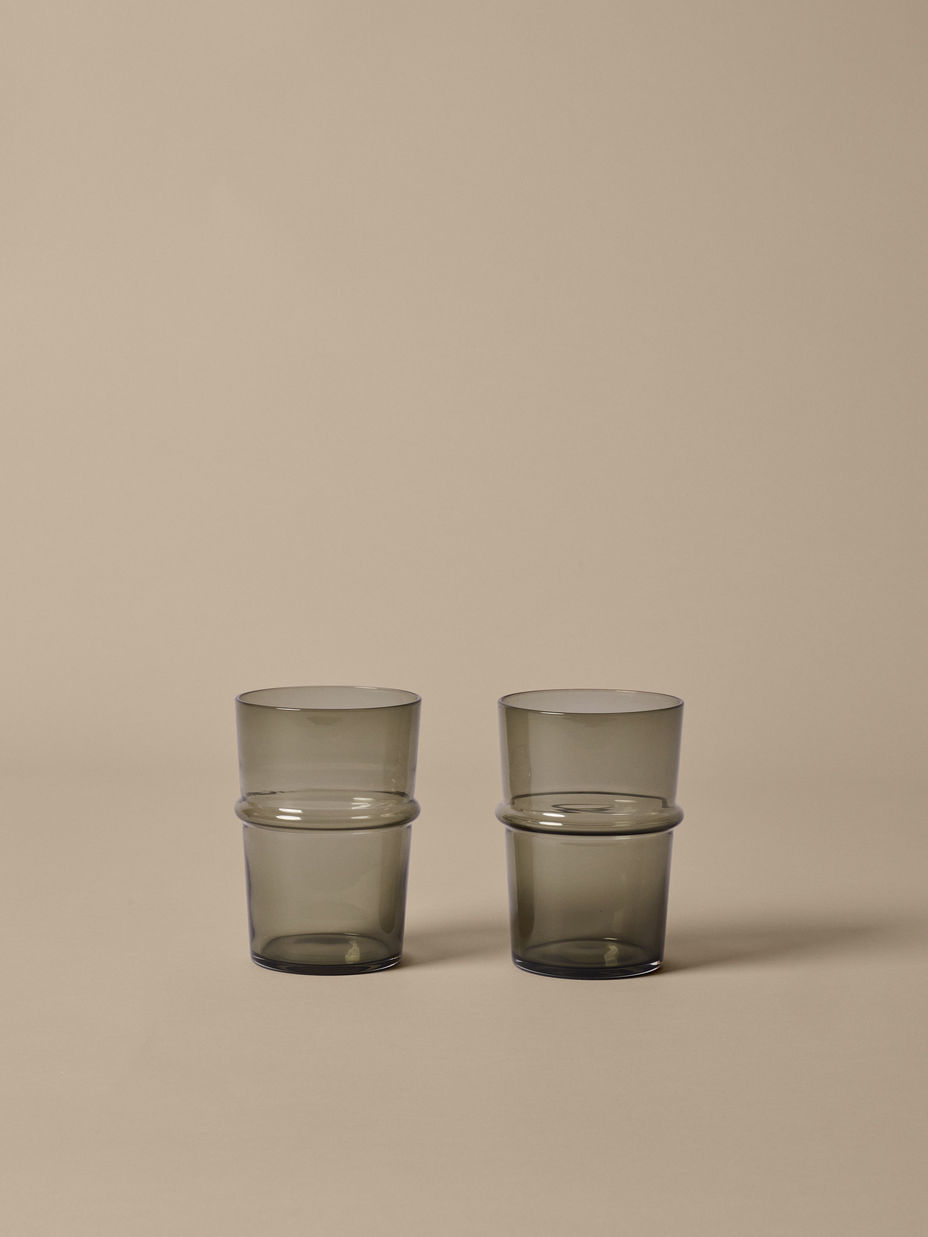 Set von BOYA Gläsern aus rauchigem Glas