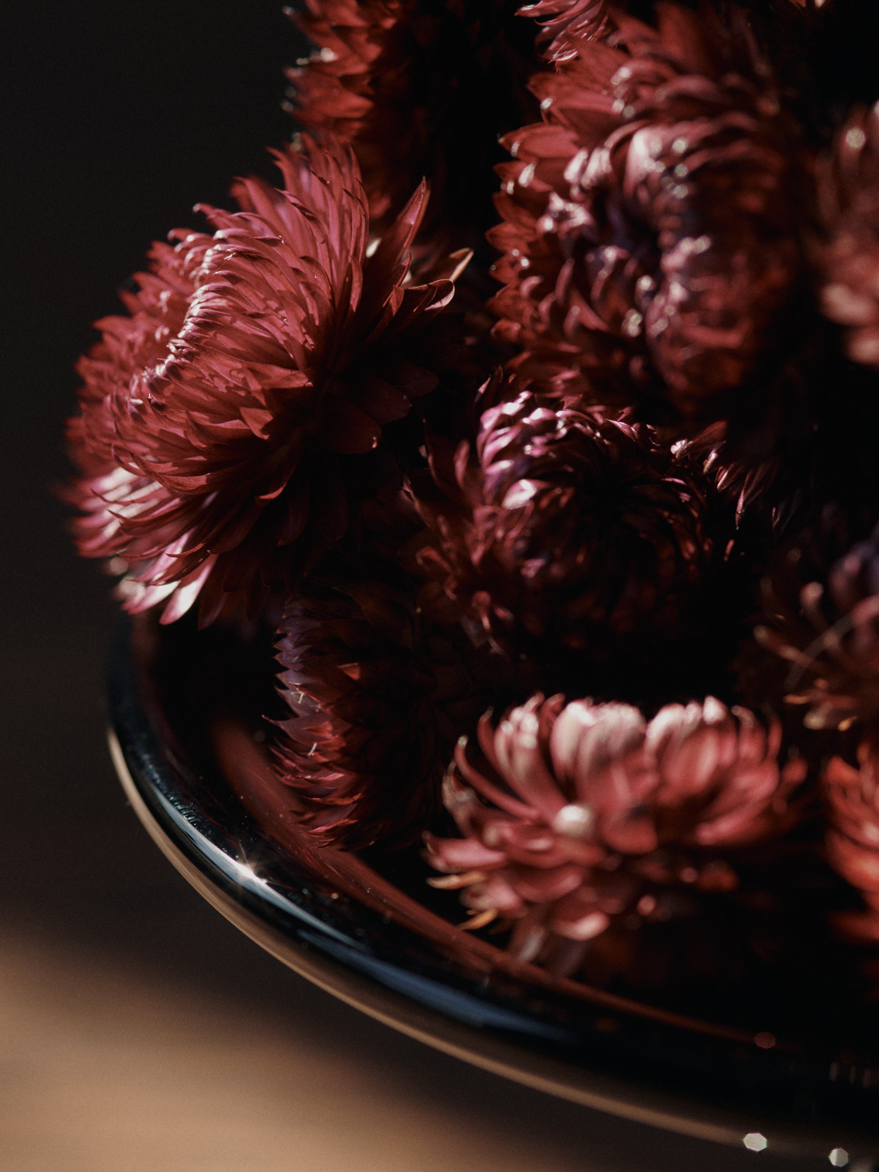 Patera DAMO bordeauxfarbiges Glas geblasen