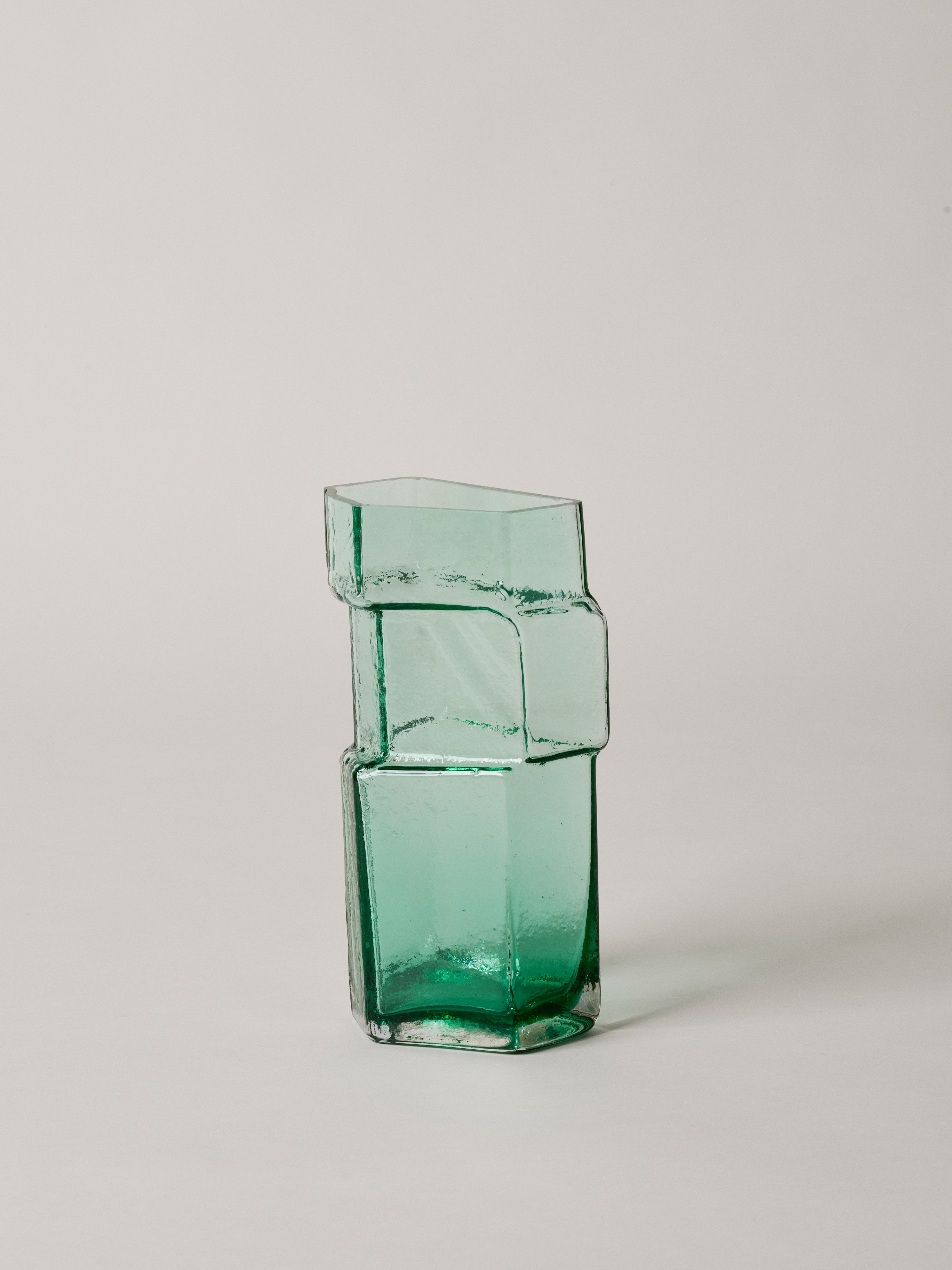 Wazon MURO zielone szkło – ferm LIVING