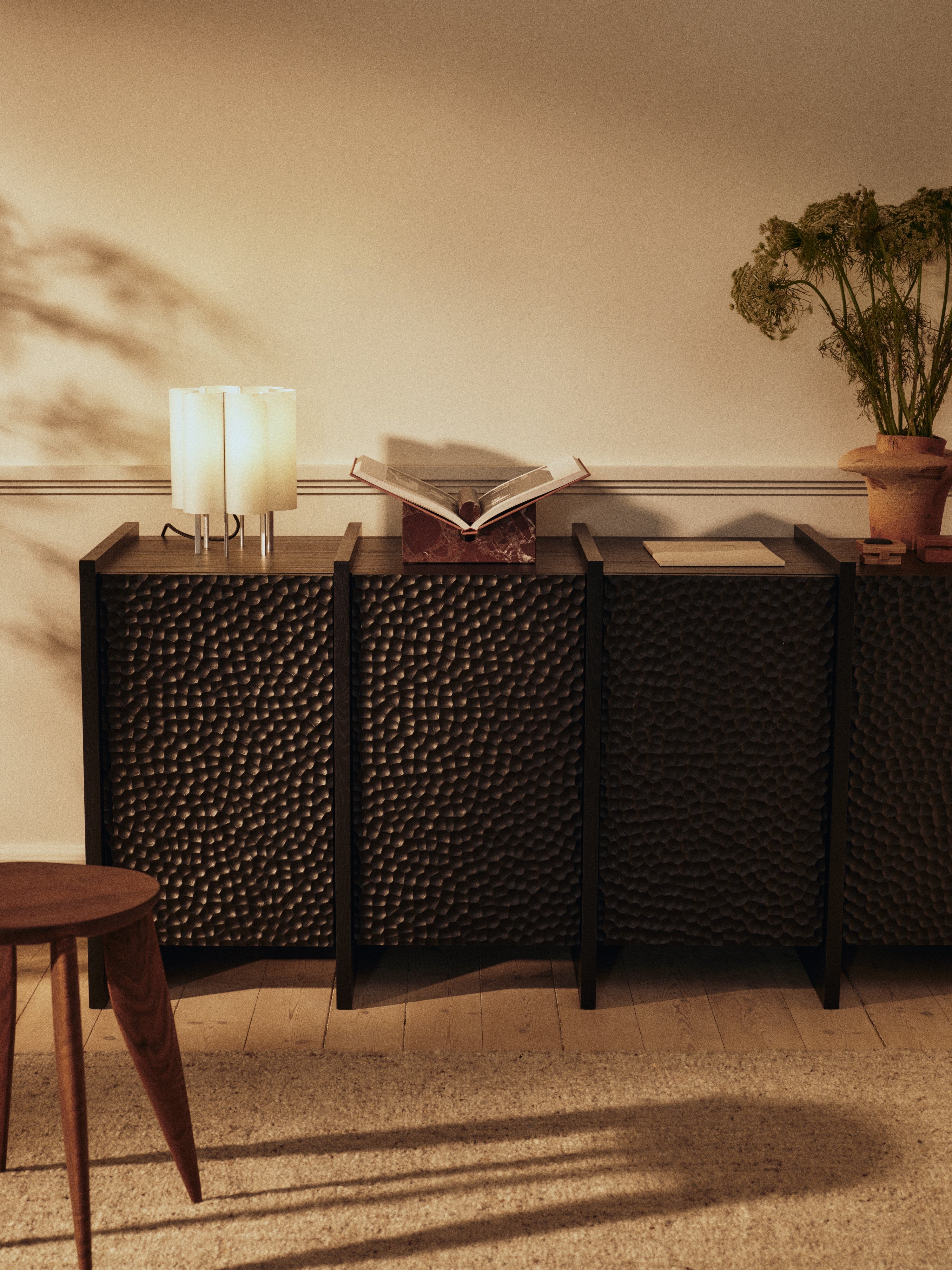 Commode SCARNI zwart essenhout