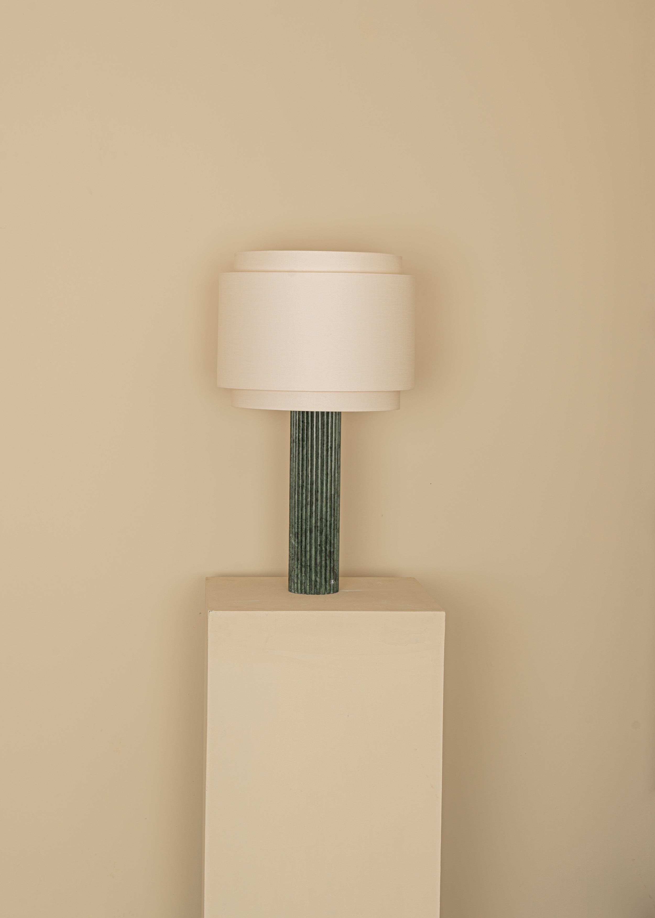 Table lamp FLUTA green marble