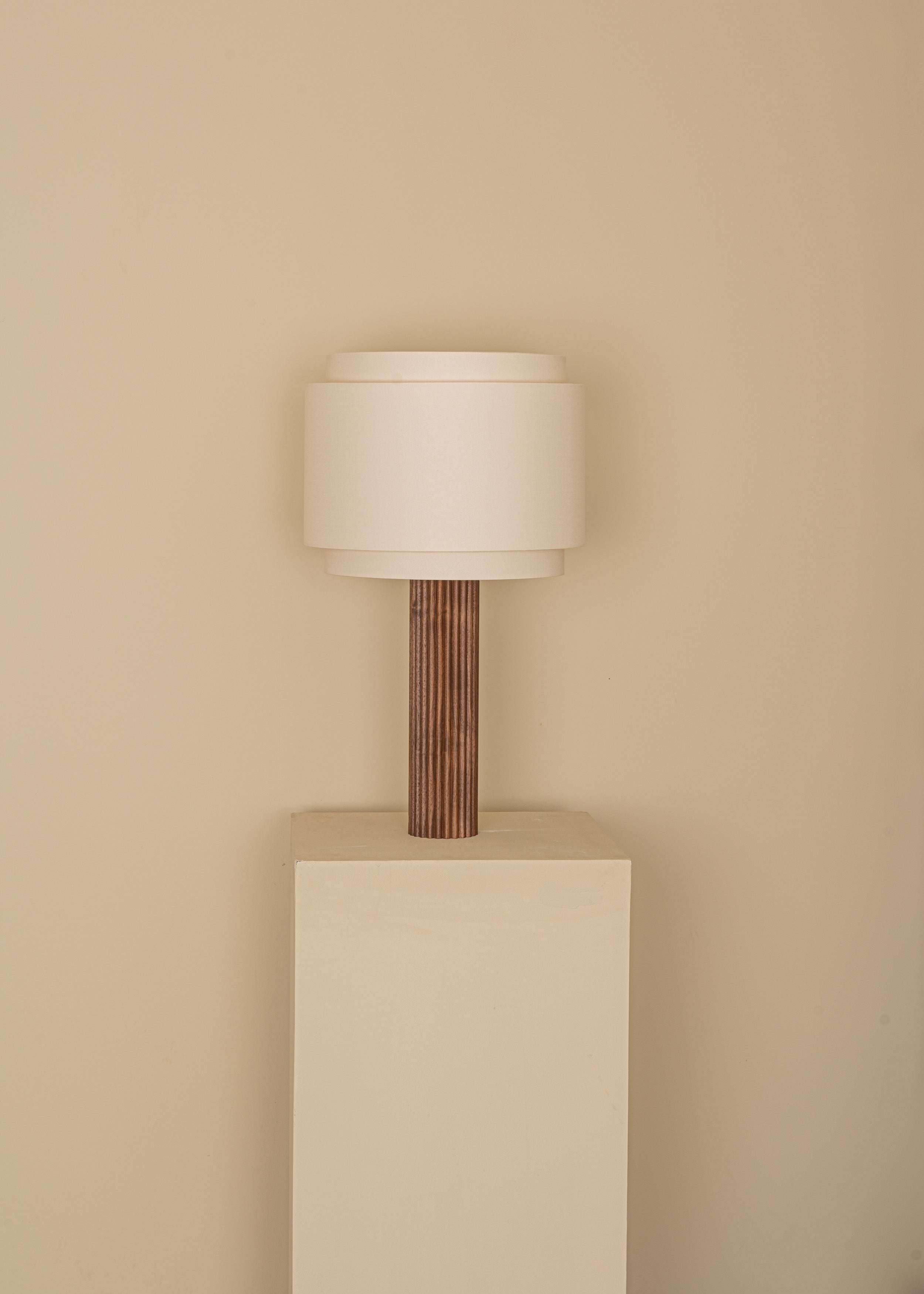 Table lamp FLUTA walnut wood
