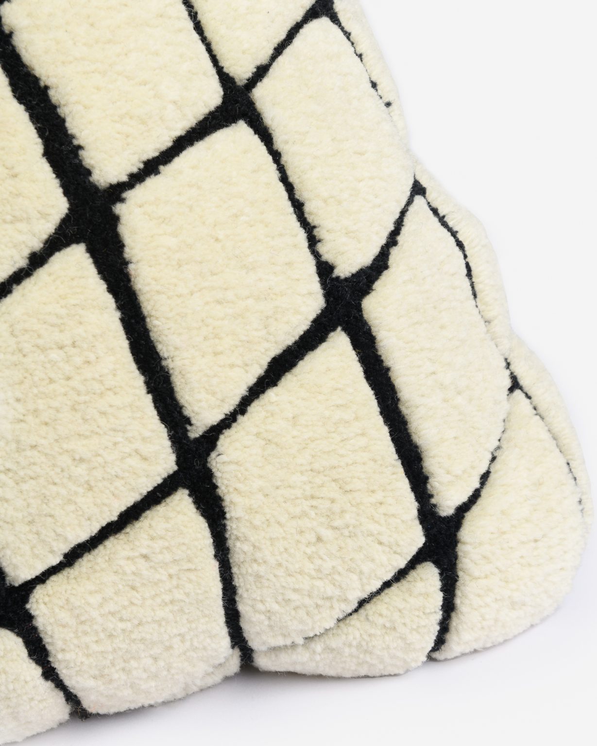 Dekokissen GRID gebrochenes Weiß