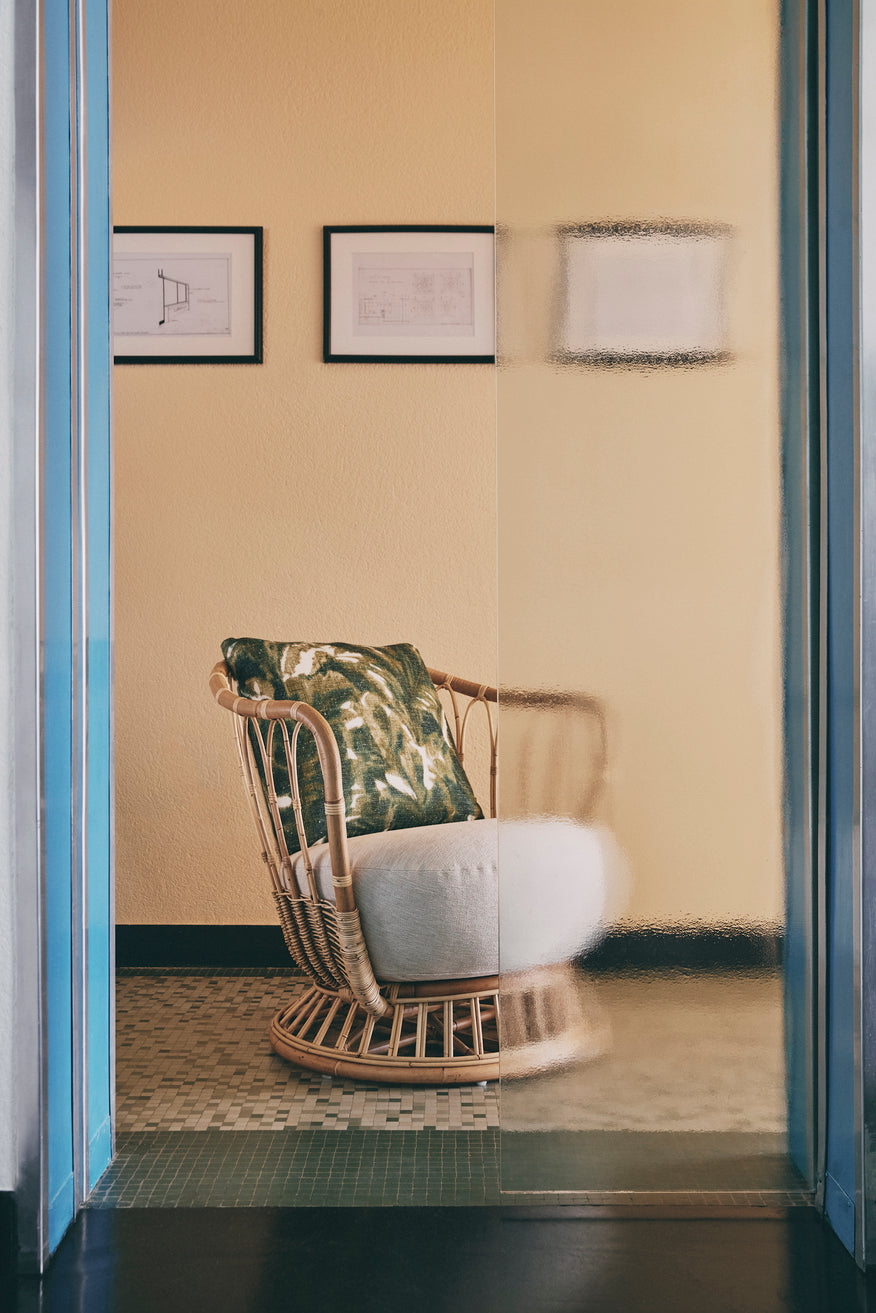 Sessel GRACE gepolstert mit Rattanbasis