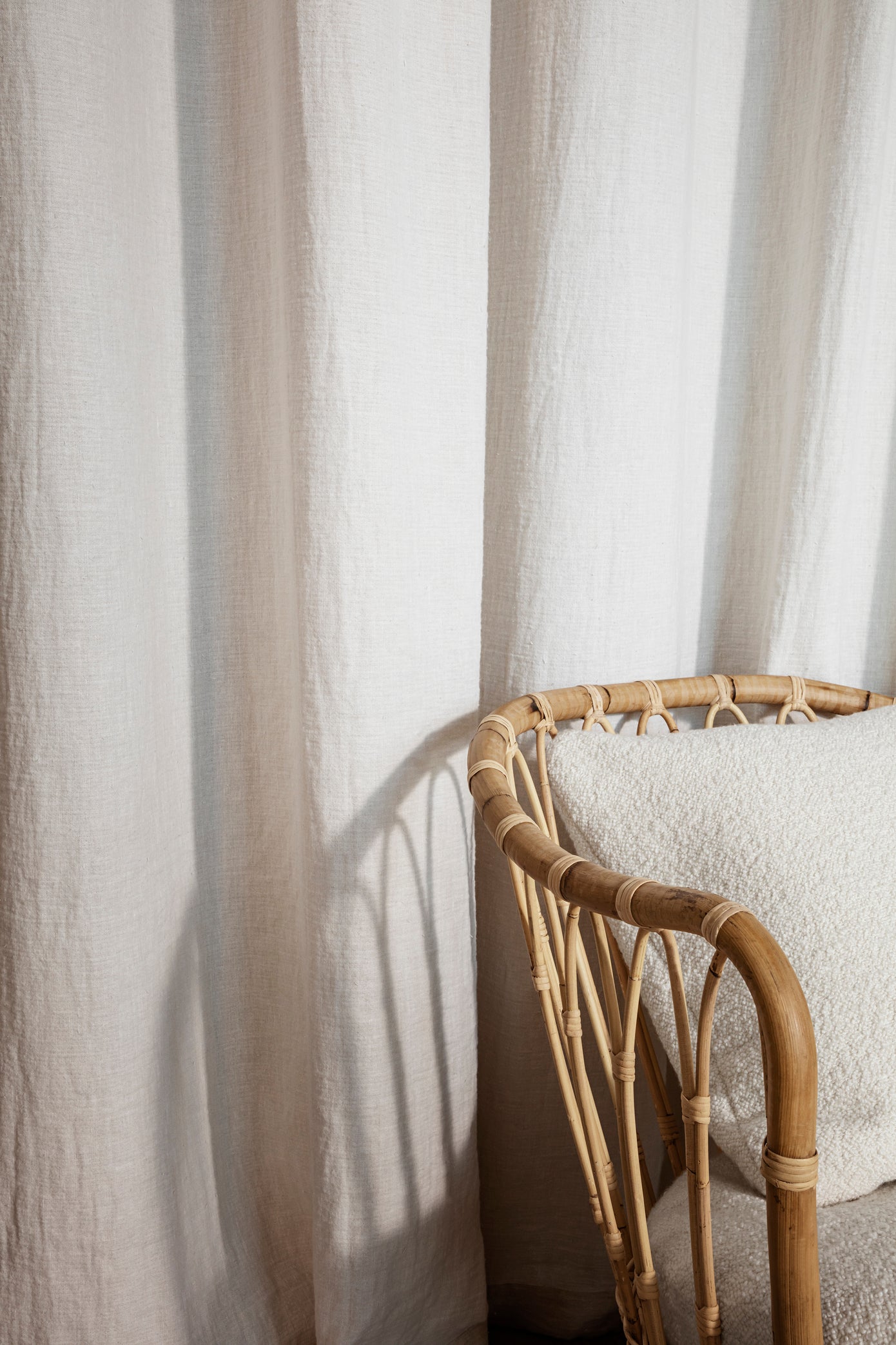 Sessel GRACE gepolstert mit Rattanbasis