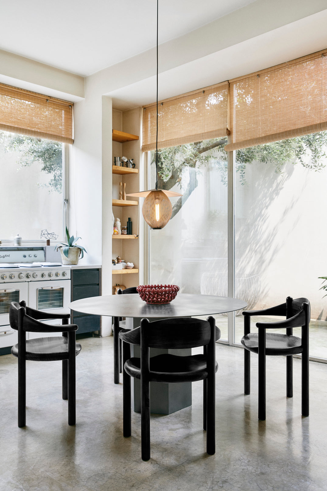 Stuhl mit Armlehnen DAUMILLER schwarz Kiefernholz