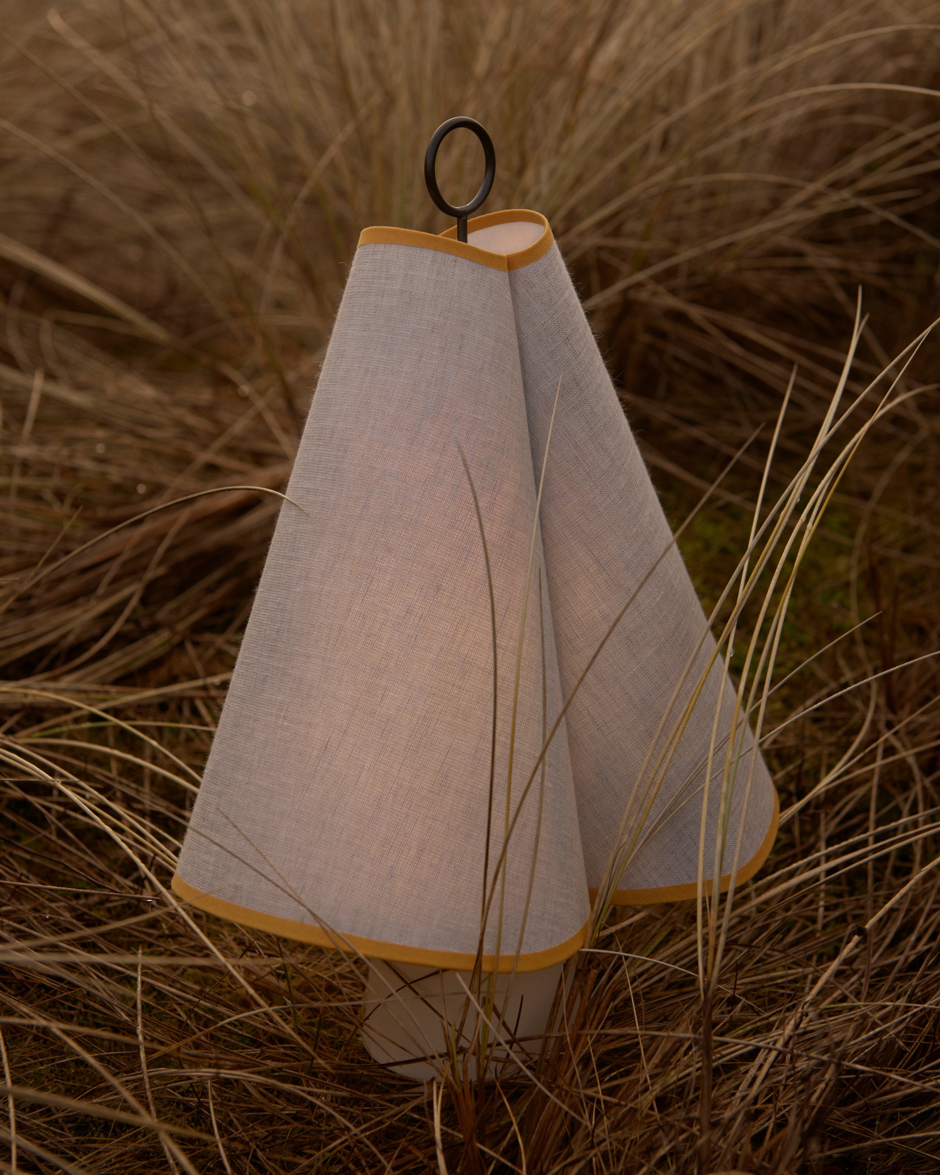 Portable lamp HORNBÆK white with yellow finish
