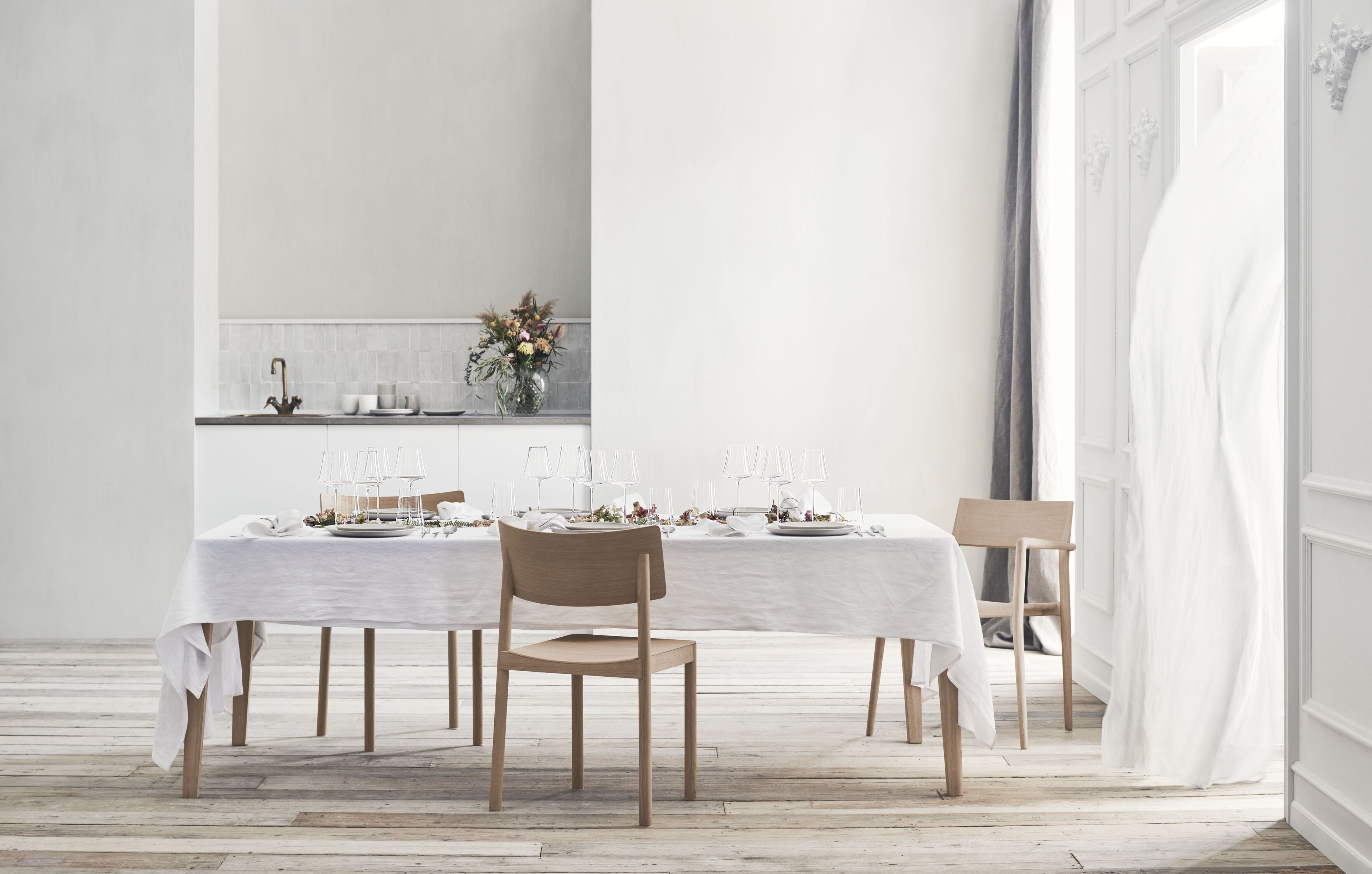 Anmutiger Tisch Eiche Holz