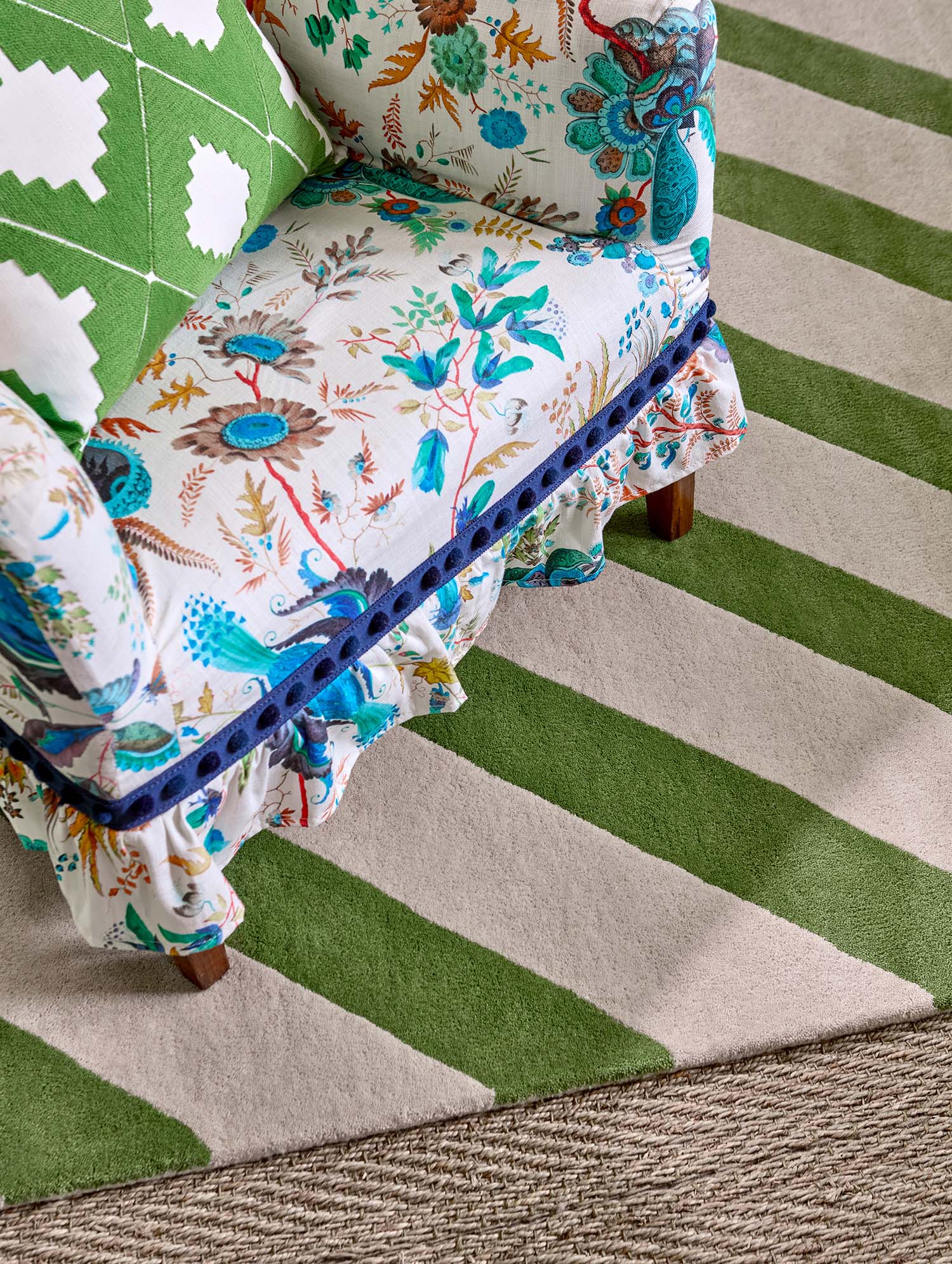 PAPER STRAW PERIDOT Teppich grün-beige